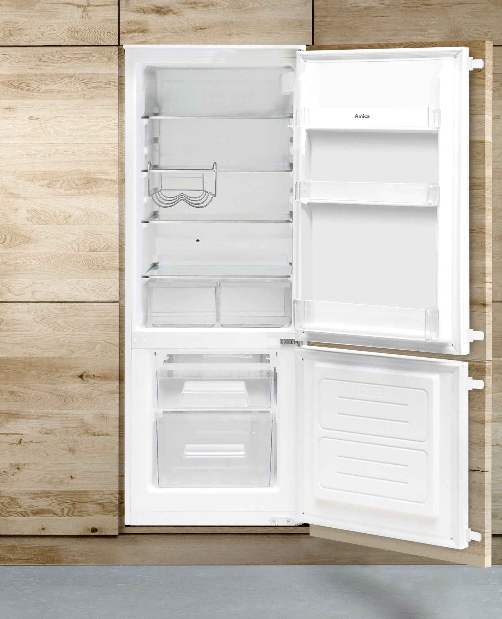 Amica Einbaukühlgefrierkombination EKGCS 386 900, 144 cm hoch, 54 cm breit, Übersichtlich, leise, bequem – dein Kühlschrank fürs tägliche Leben