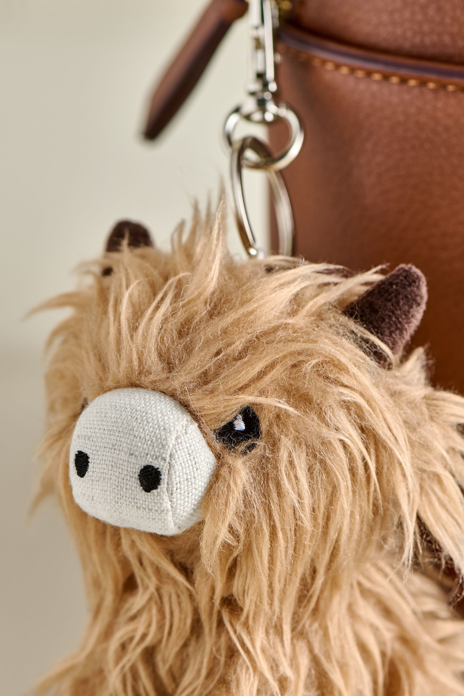 Next Taschenanhänger Schlüsselring mit flauschigem Anhänger (1-St)