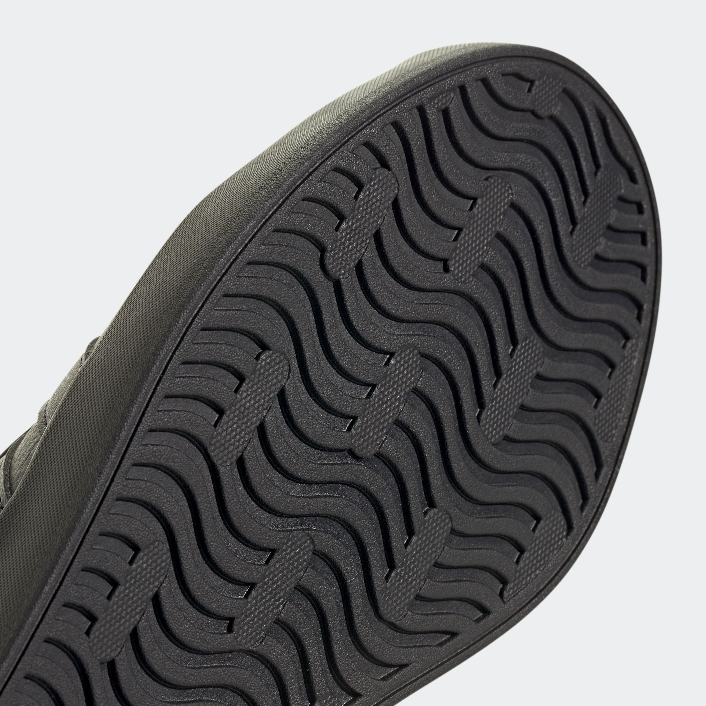 adidas Sportswear VL COURT 3.0 Sneaker inspiriert vom Design des adidas samba