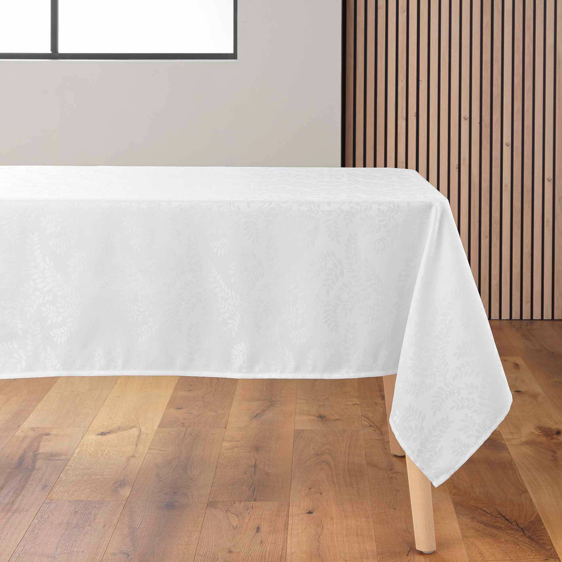 Douceur d'intérieur Tischdecke Tischdecke mit silbernem Muster, DORIANE, 140 x 240 cm (Tischdecken 1-tlg)
