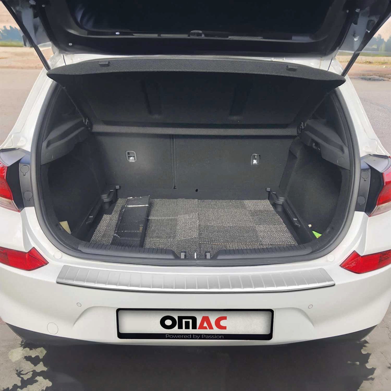 OMAC Ladekantenschutz für Hyundai i30 Kombi 2012-17 Chrom Gebürstet, Zubehör für Hyundai i30 Kombi 2012-2017, Langlebig,Einfache Reinigung,Einfache Installation,Rostbeständig