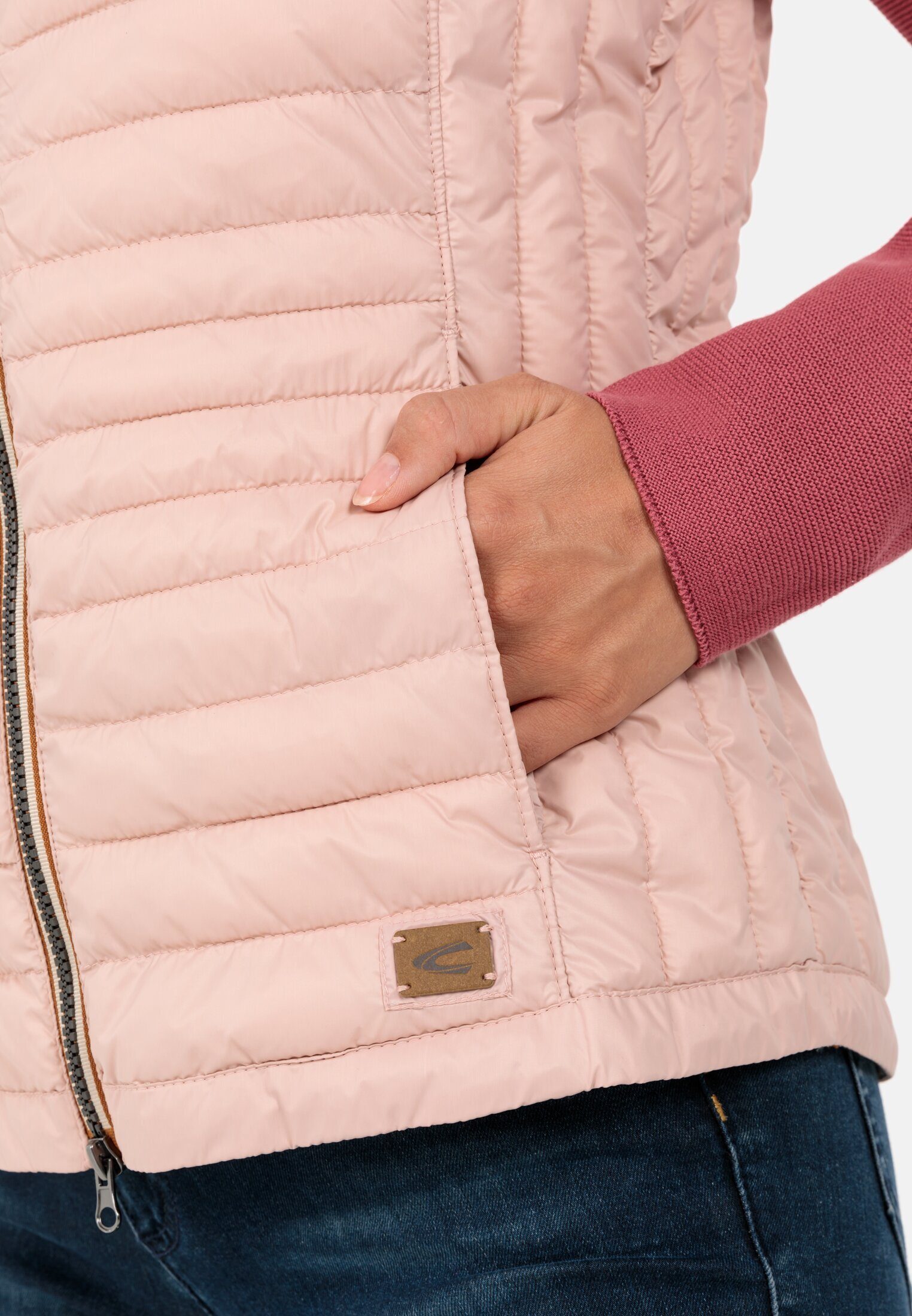 camel Steppweste active mit Rose aus recyceltem 100% Stehkragen Material