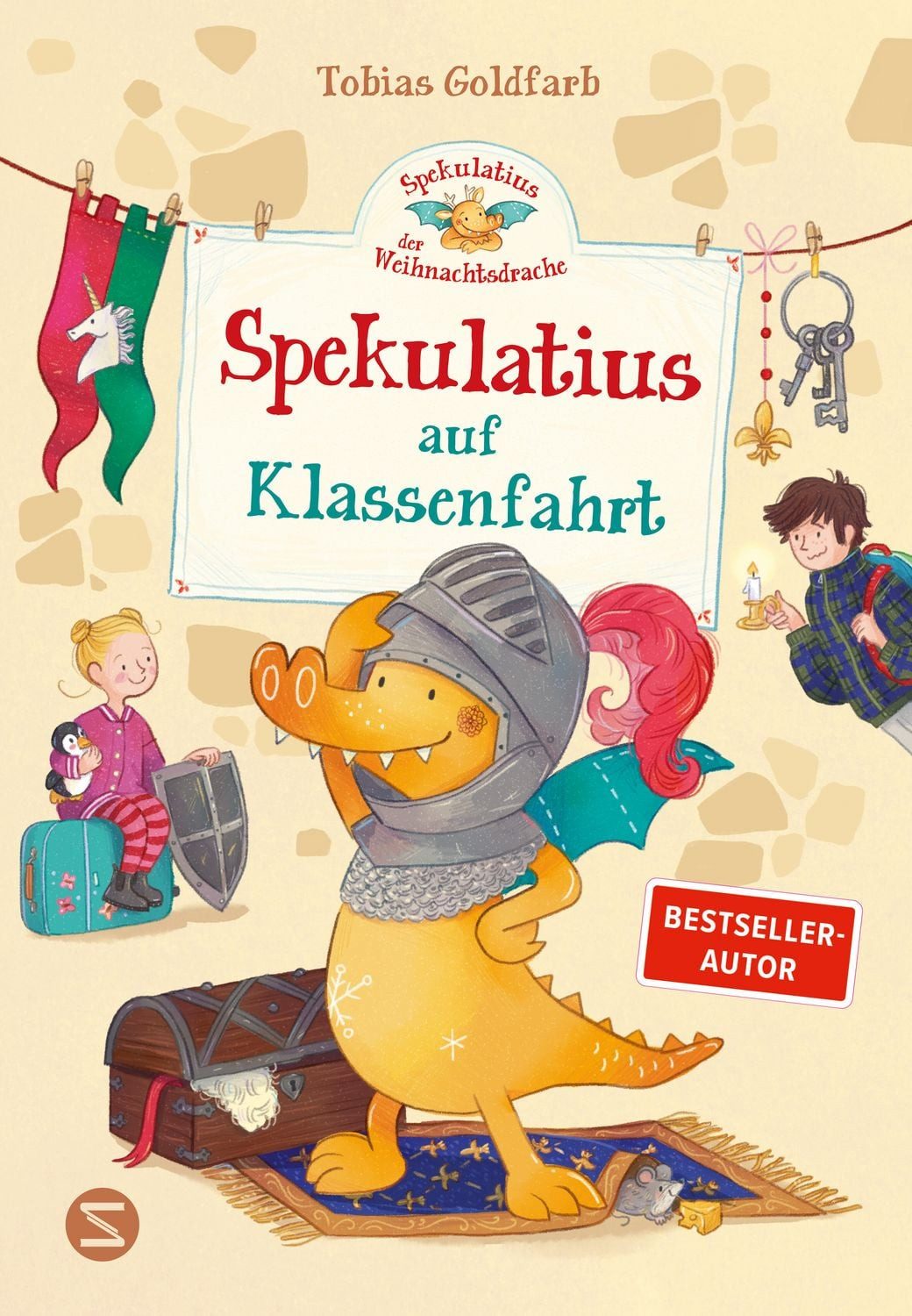 Spekulatius, der Weihnachtsdrache. Spekulatius auf Klassenfahrt / Tobias Goldfarb, Ein neues Abenteuer mit dem beliebten Weihnachtsdrachen Spekulatius! Mit exklusivem Kofferanhänger Bastelbogen, Vorlesespaß für die ganze Familie, SPIEGEL-Bestsellerautor, SPIEGEL-Bestseller