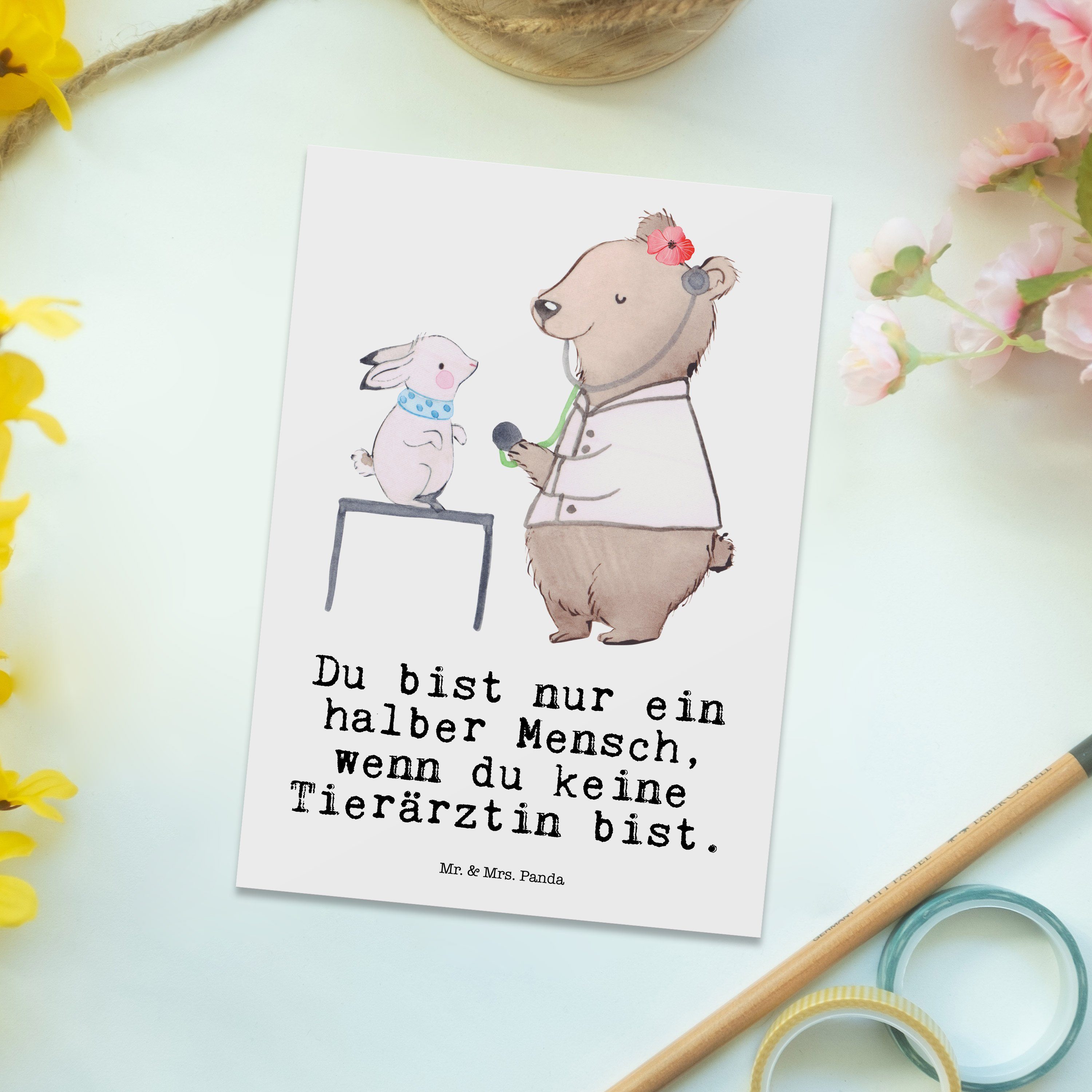 mit Geschenk, Panda Herz Tierärztin Mr. - Mrs. Weiß - Postkarte Geburtstagska & Einladungskarte,