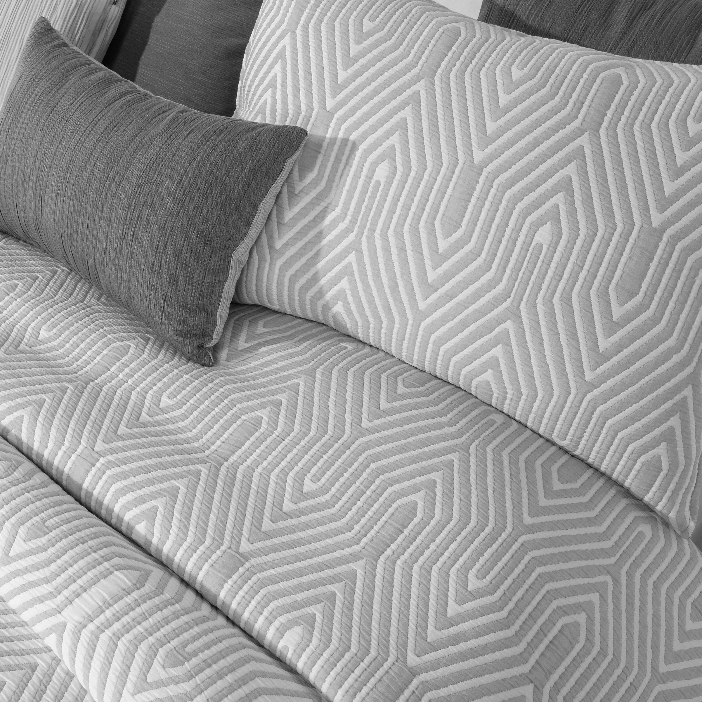 Überwurf Wende-Jacquard-Tagesdecke 235x270cm inkl. 2 Kissenbezüge, günstig online kaufen