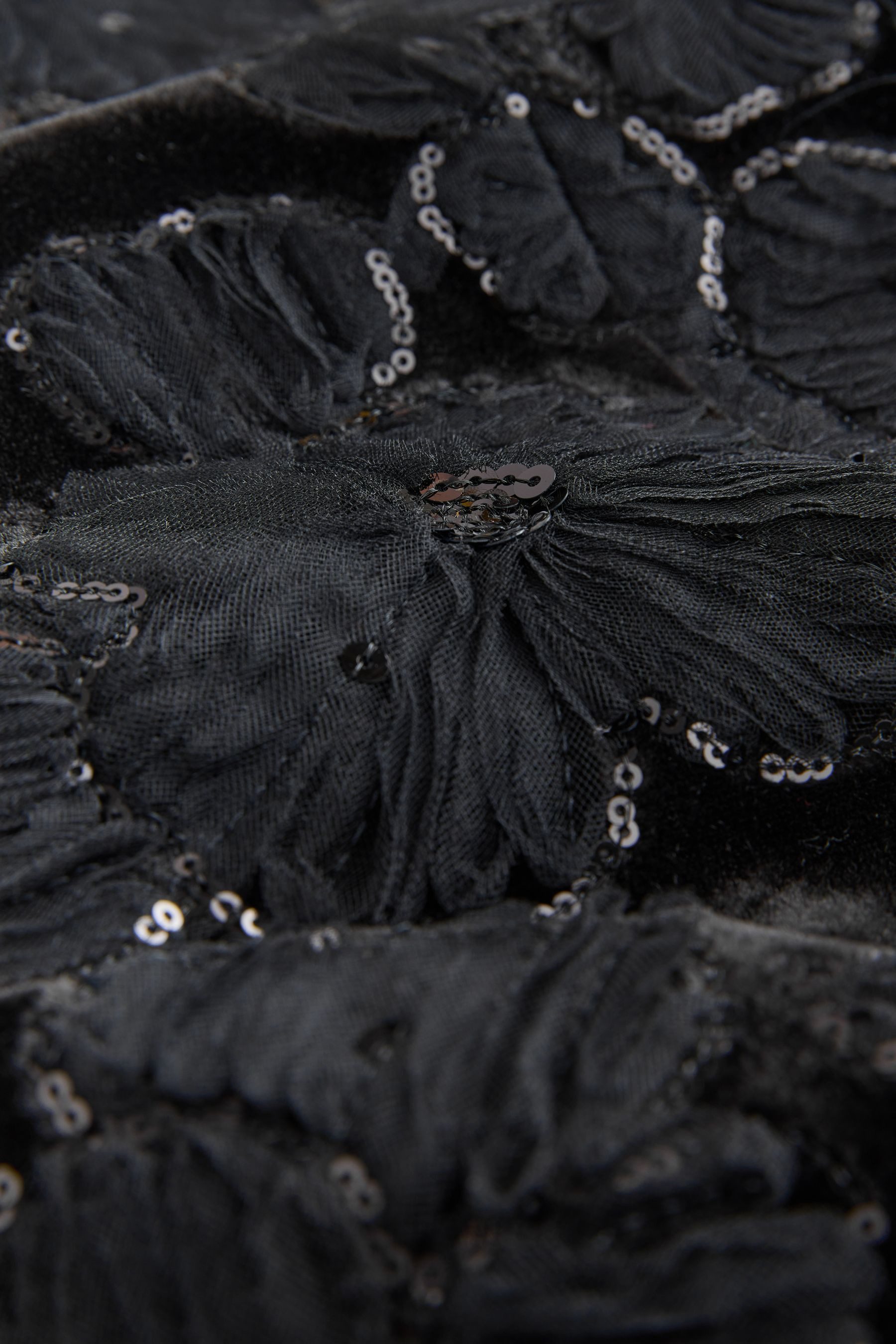 Next Kurzjacke Samtjacke mit Stickerei und Pailletten (1-St) günstig online kaufen