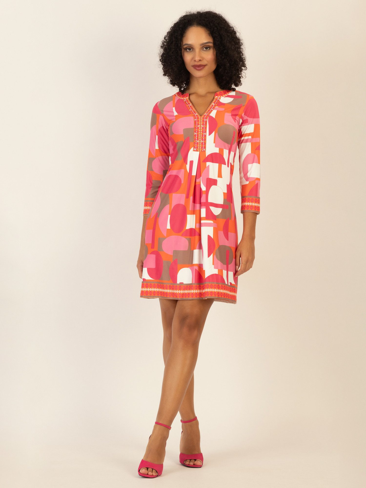 mint & mia Midikleid mit Print und Zierborten günstig online kaufen