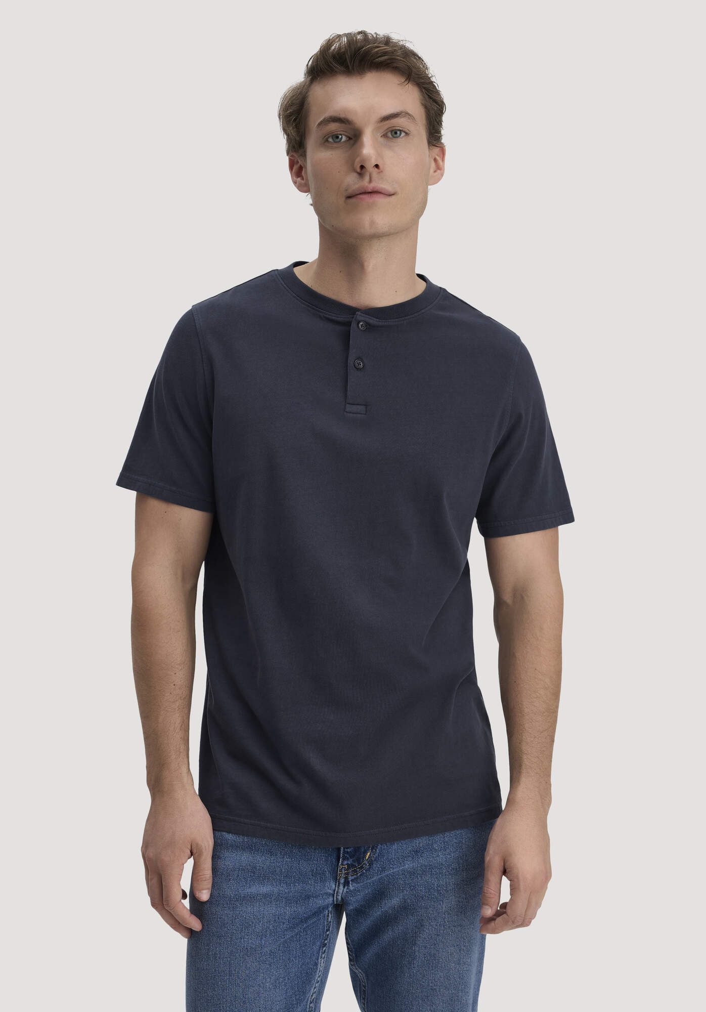 Hessnatur T-Shirt Heavy Jersey Henley Relaxed aus reiner (1-tlg)