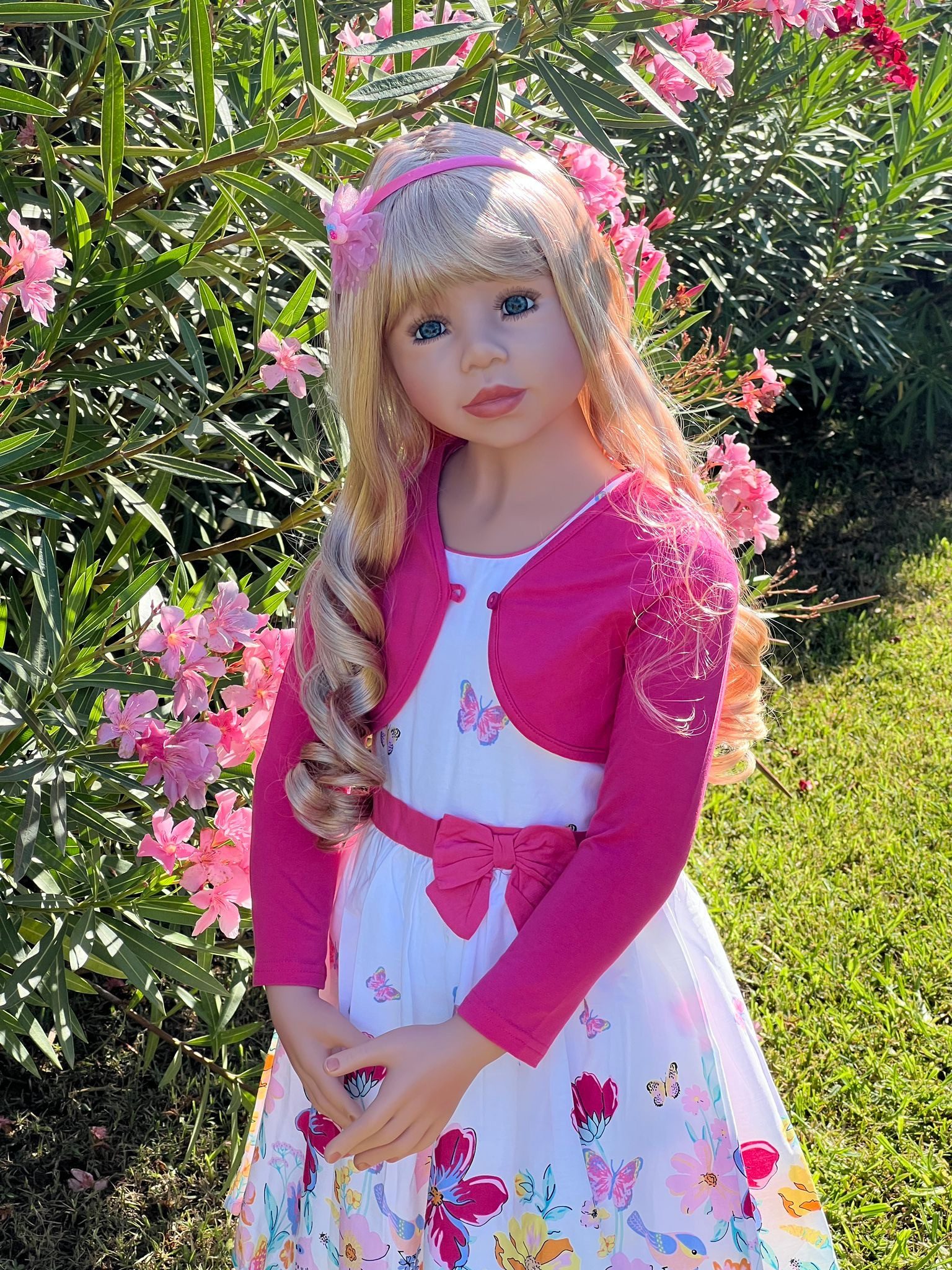 CMTPUPPENGALERIE Stehpuppe Kira von Monika Levenig - blond - 122 cm - (1-tlg)
