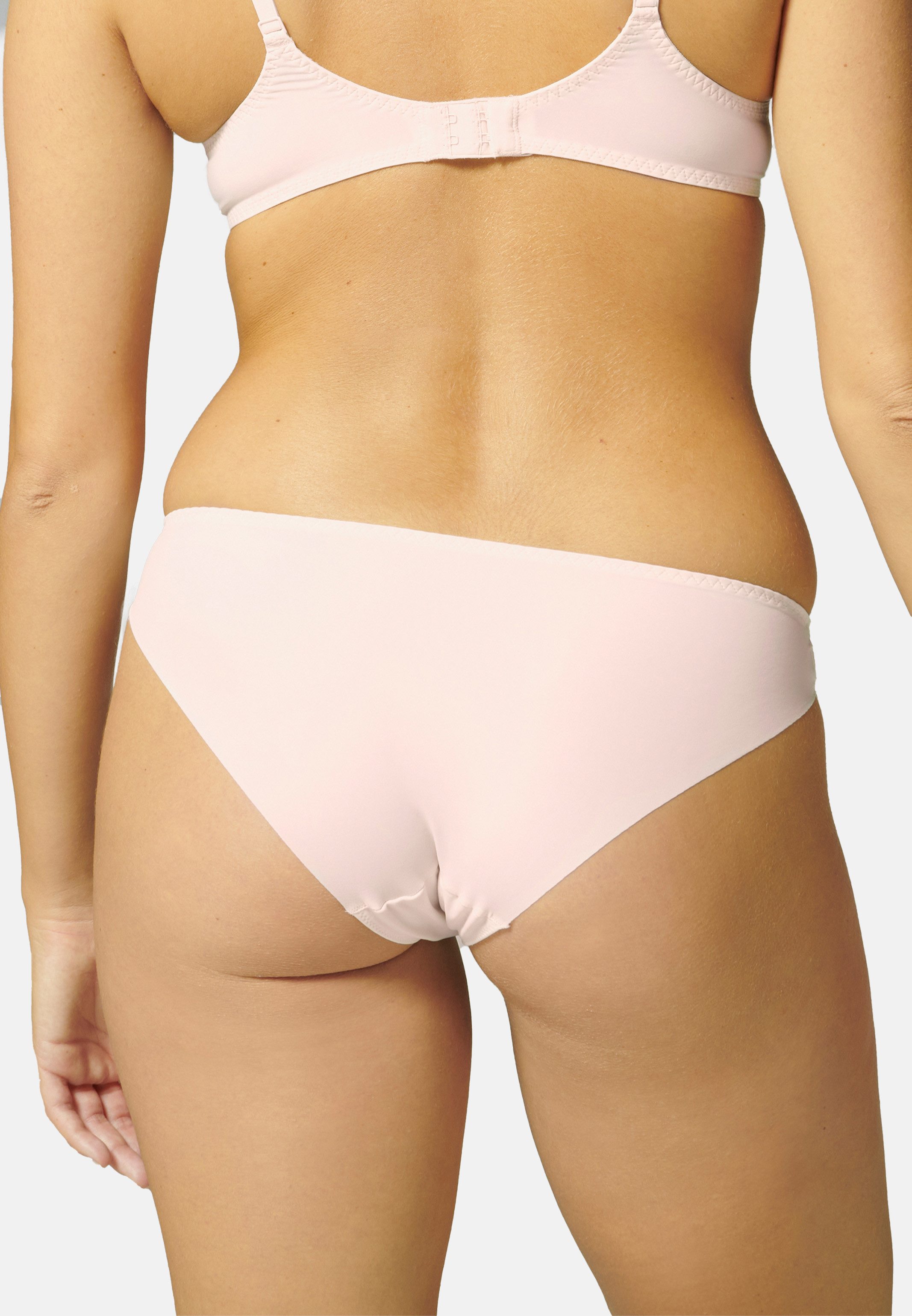 SIMONE PERELE Bikinislip Reve (1-St) Bikinislip - Leicht transparent - Florale Spitze, Glatte Rückseite