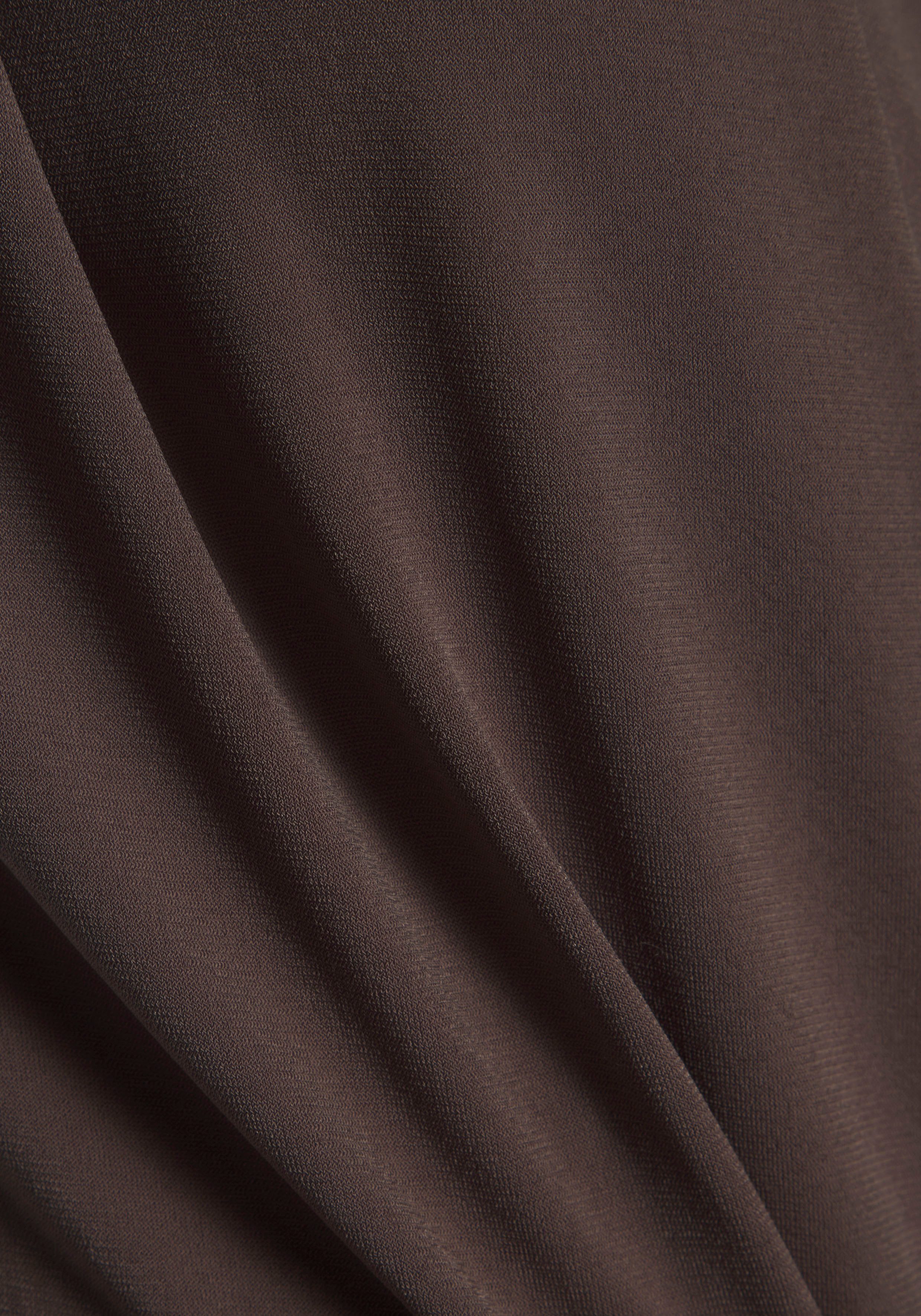 LASCANA jumpsuit (with tie belt) made of crease-resistant fabric, elegant jumpsuit in wrap look, non-iron