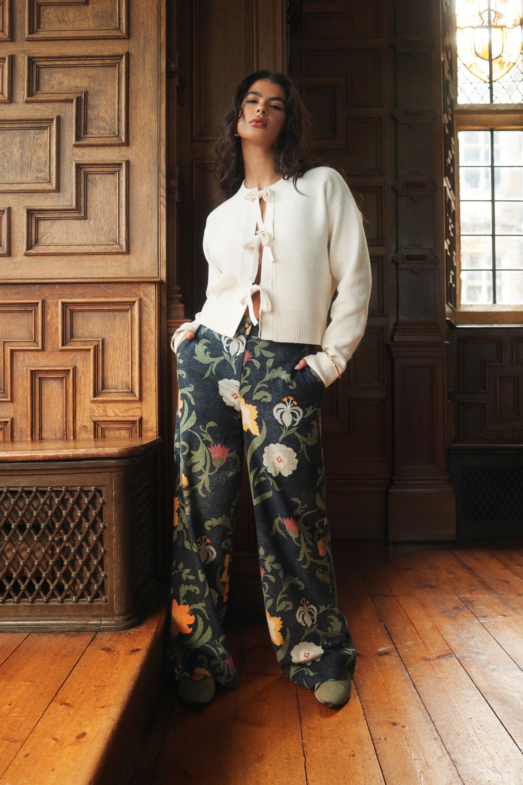 Next Palazzohose National Trust x Next Hose mit weitem Bein (1-tlg)