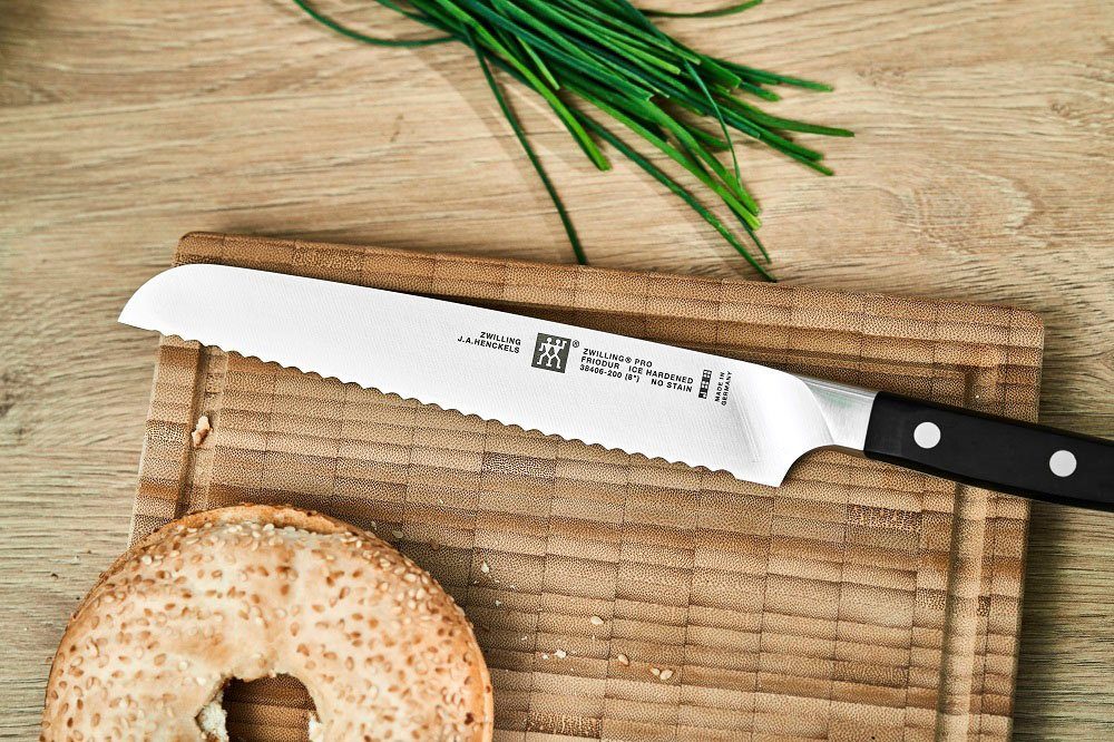 Zwilling Brotmesser Pro, Klingenlänge 20 cm
