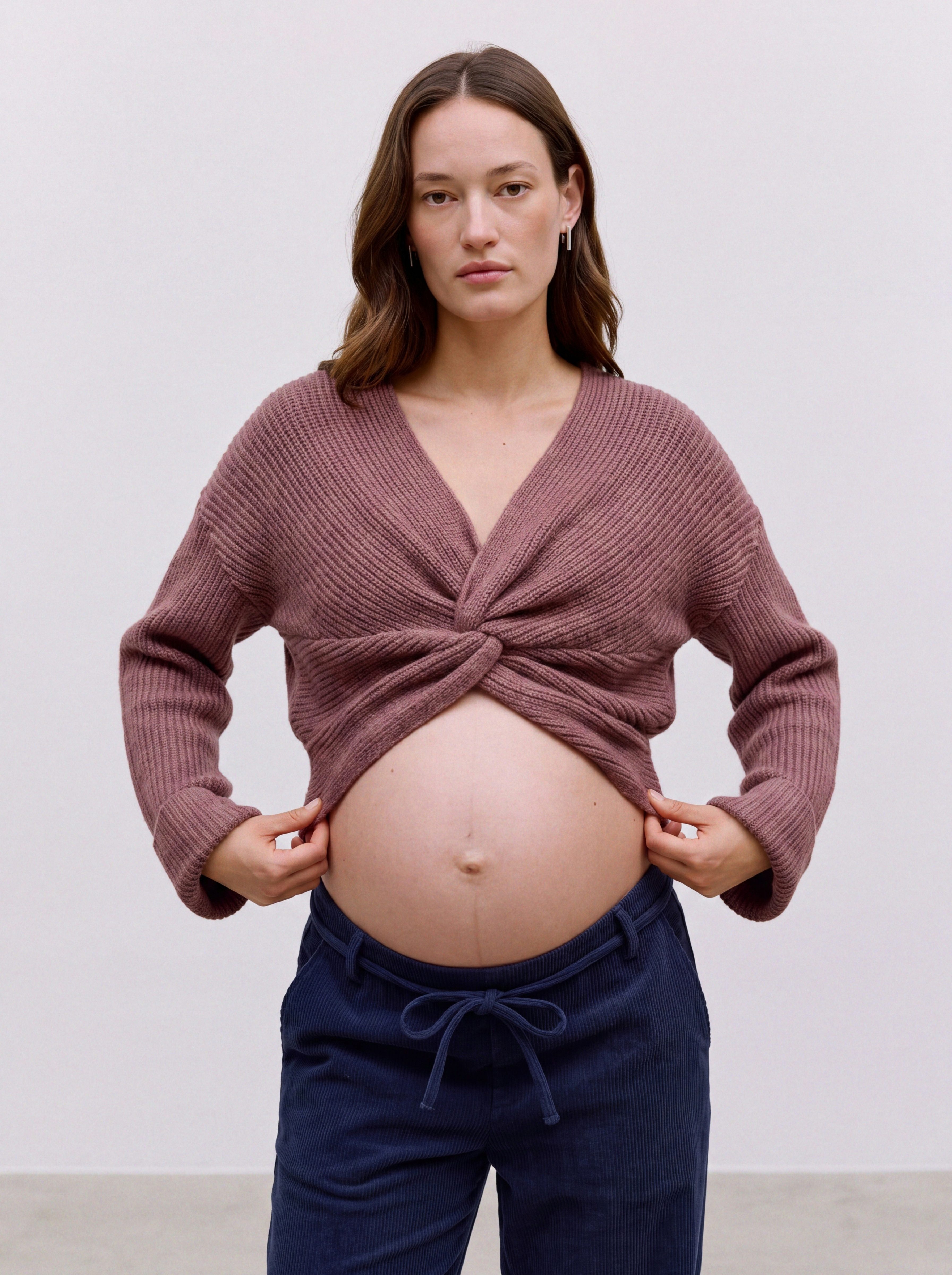 Mamalicious Strickpullover MLSVALA L/S CROP KNIT TOP NOOS Kunstfaser, regular fit