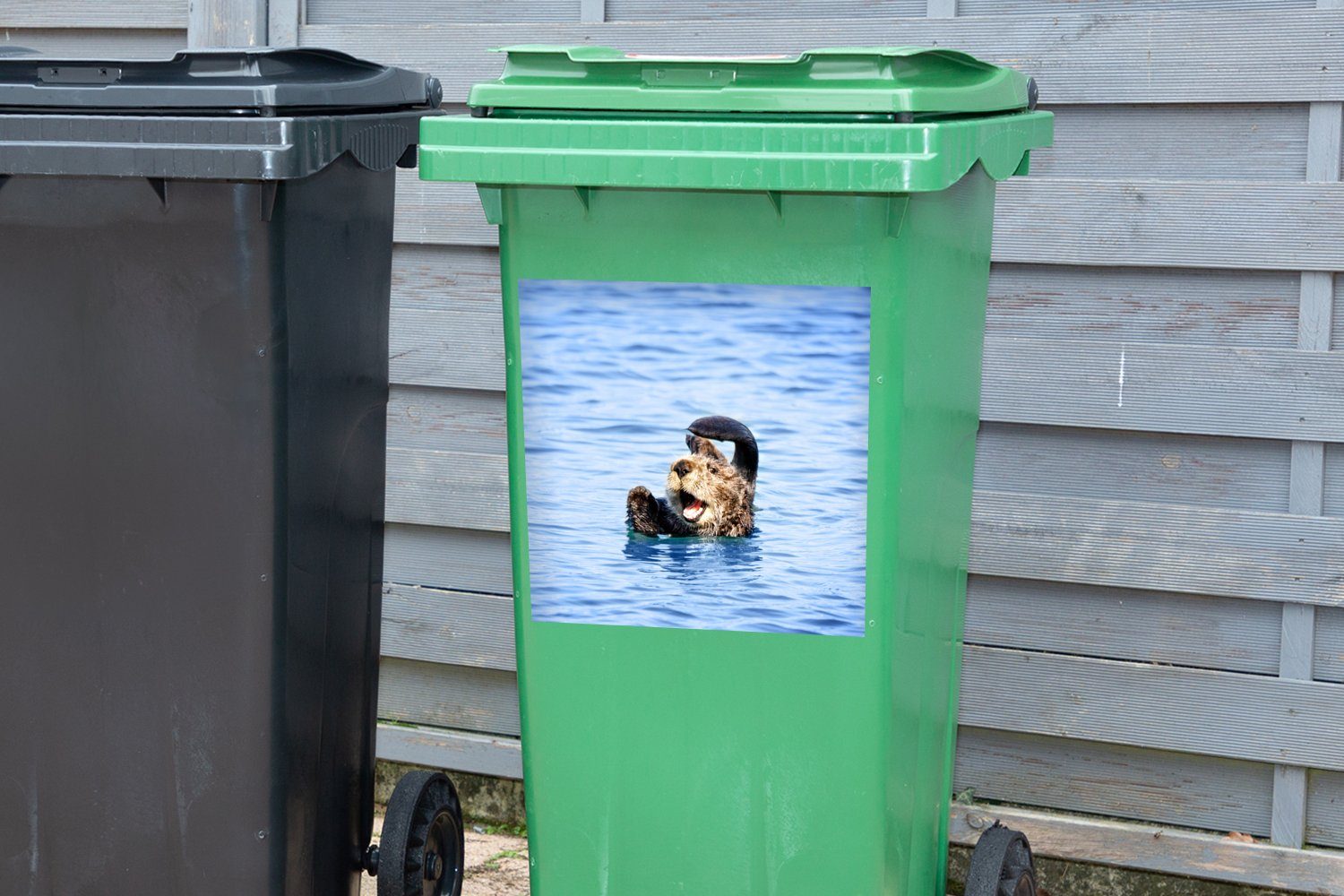 Container, Mülleimer-aufkleber, Mülltonne, - Wasser - - - MuchoWow (1 St), Sticker, Lustig Abfalbehälter Wandsticker - Mädchen Kinder Seeotter Jungen - Kind