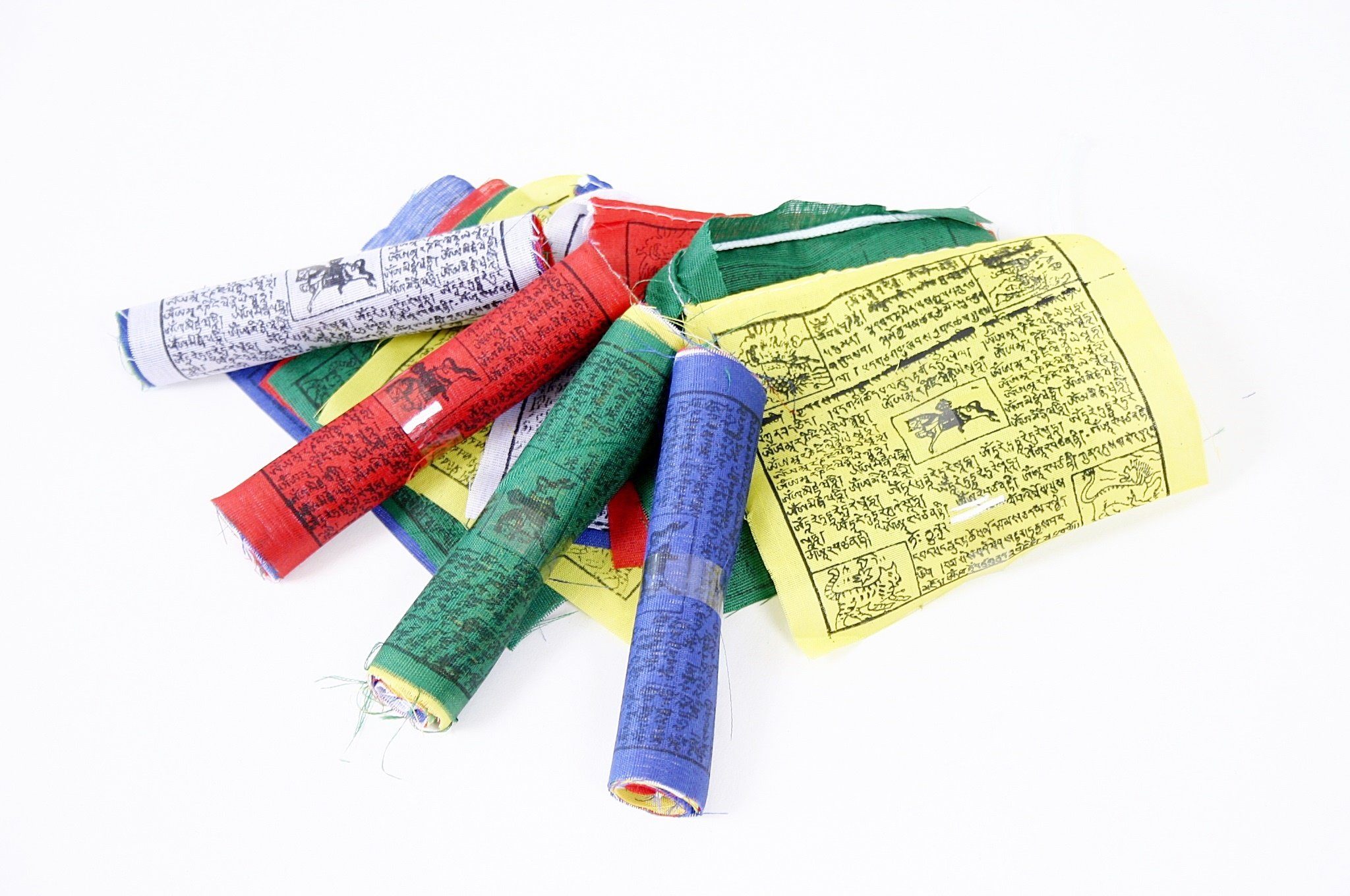 BUDDHA arts&more Fahne 5 Rollen je 10 tibetische Gebetsfahnen 11cm x 10cm 1m lang Nepal, Handarbeit Nepal