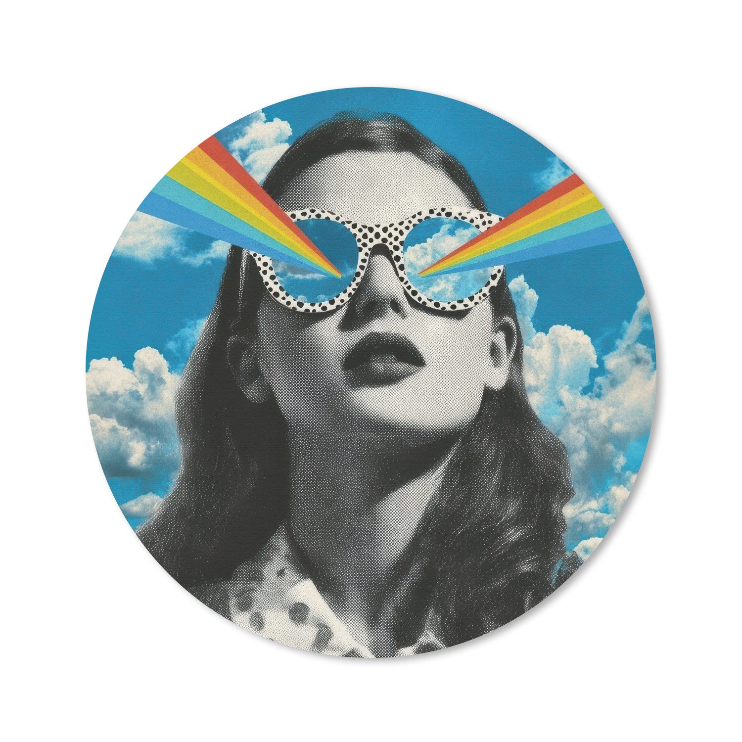 Frau - Brille - Regenbogen - Wolken