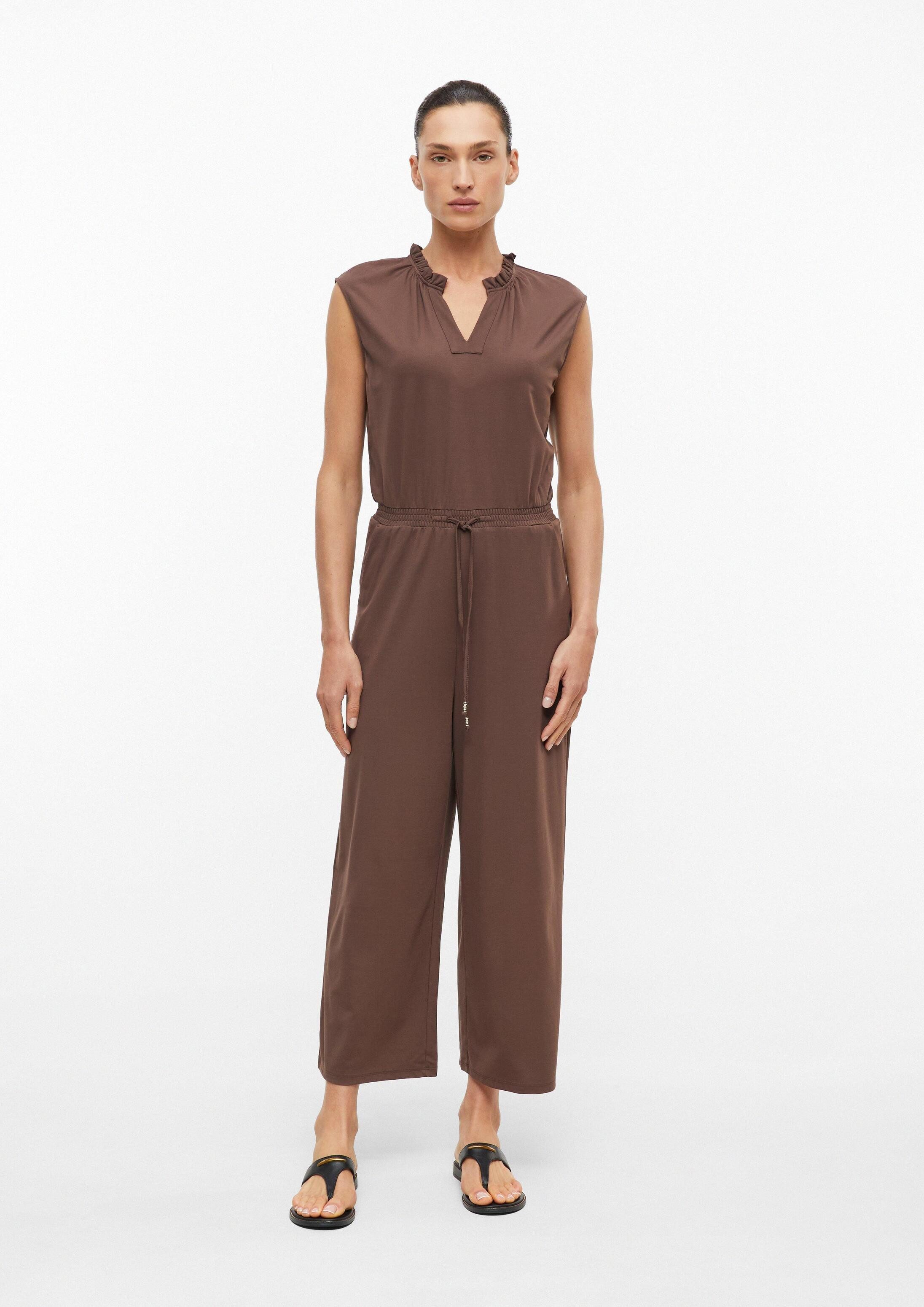 s.Oliver Jumpsuit Overall Ärmelloser Overall mit Rüschenkragen