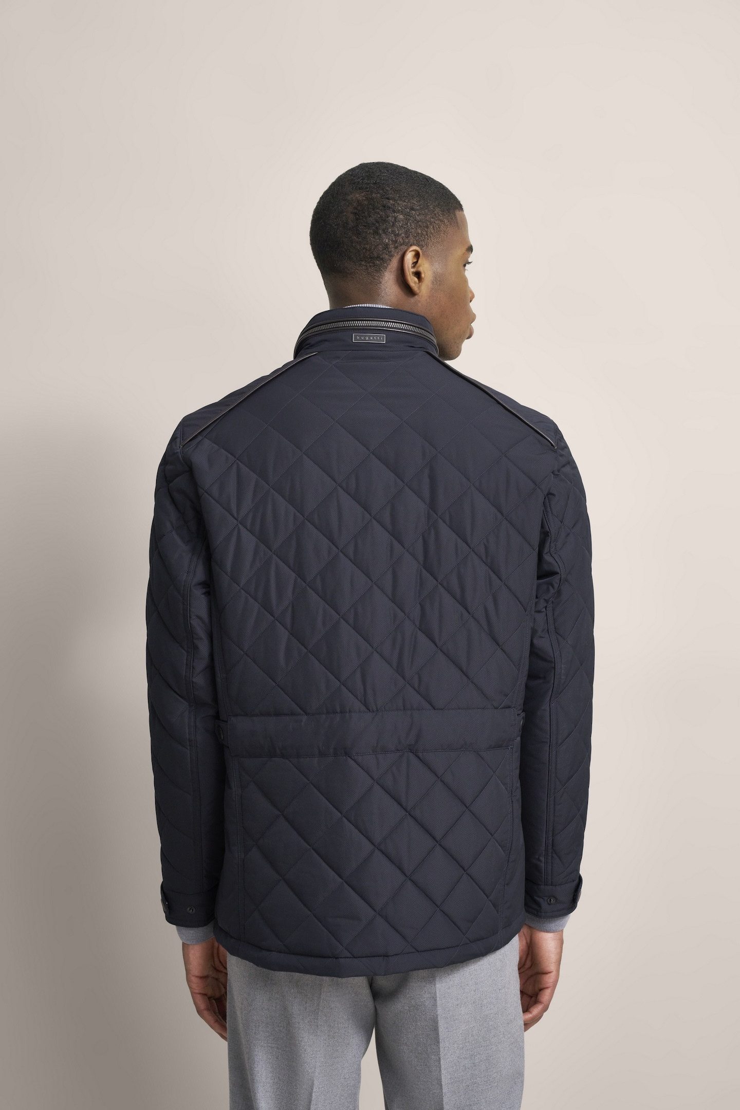 bugatti Kurzjacke wasserabweisend für das ganze Jahr geeignet