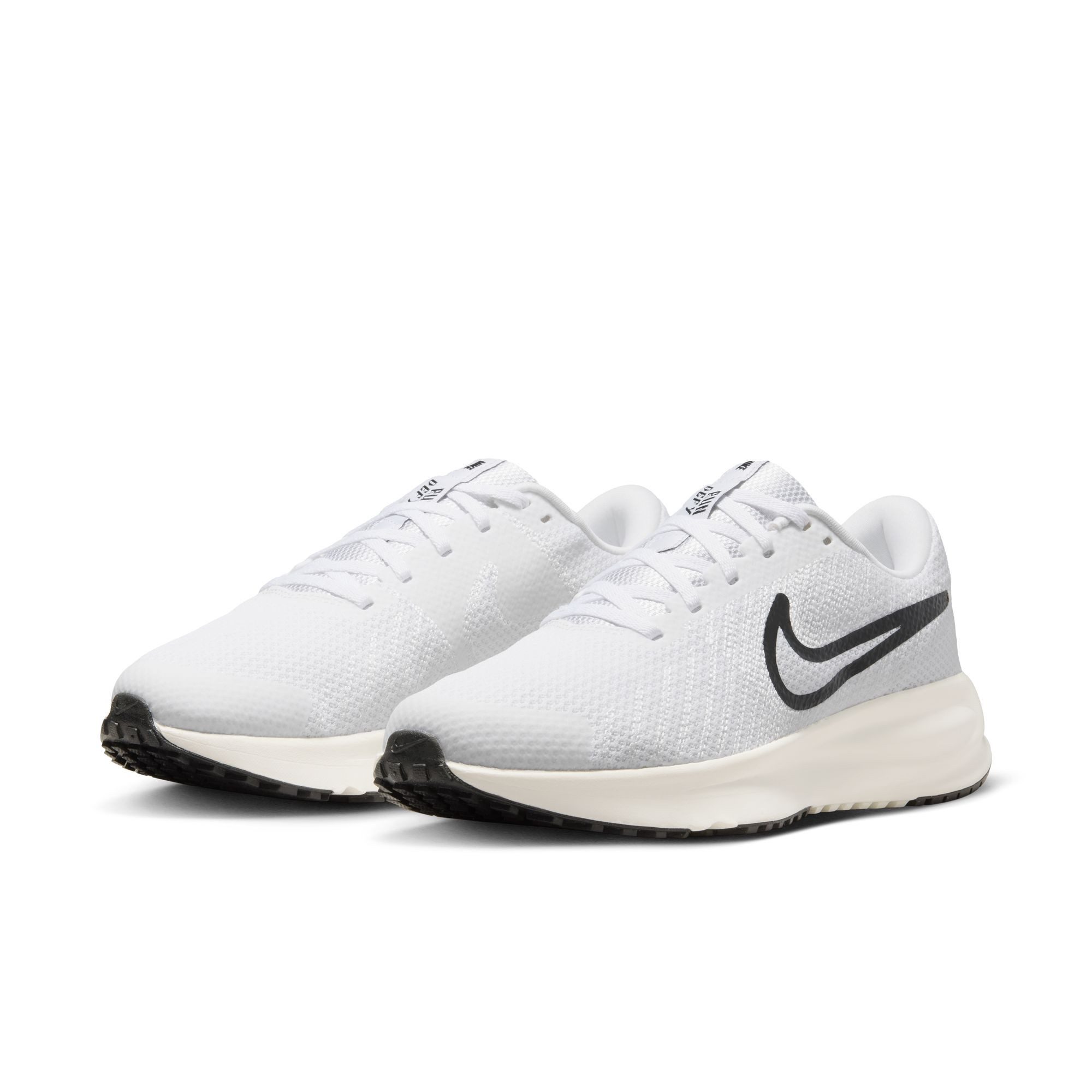 Nike Run Defy Laufschuh