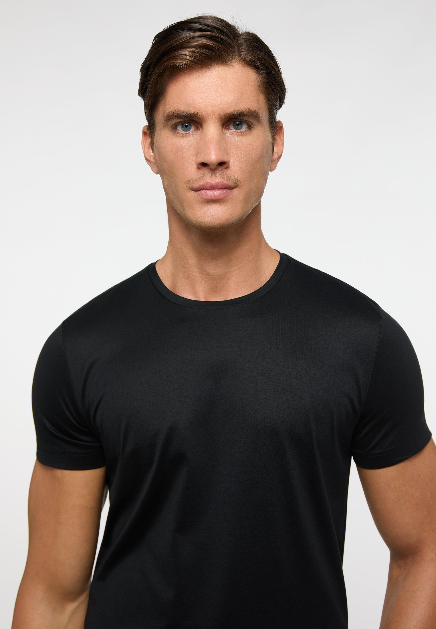 schwarz T-Shirt Eterna