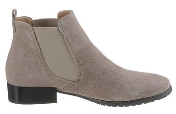 Tamaris Chelseaboots im klassischen Look