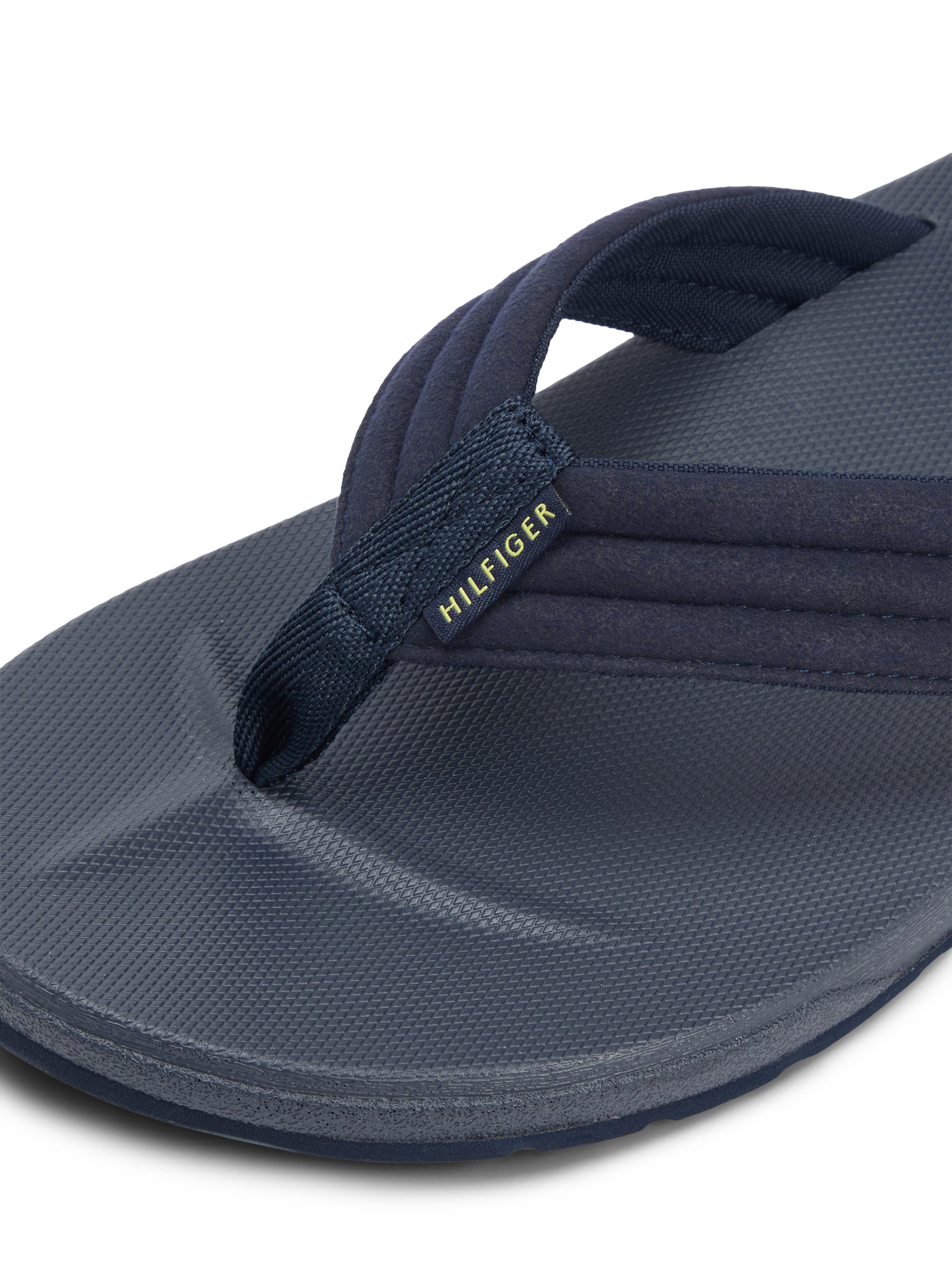 Tommy Hilfiger MOLDED HILFIGER LTH BEACH SANDAL Zehentrenner Sommerschuh, Dianette, Flat mit dezentem Label