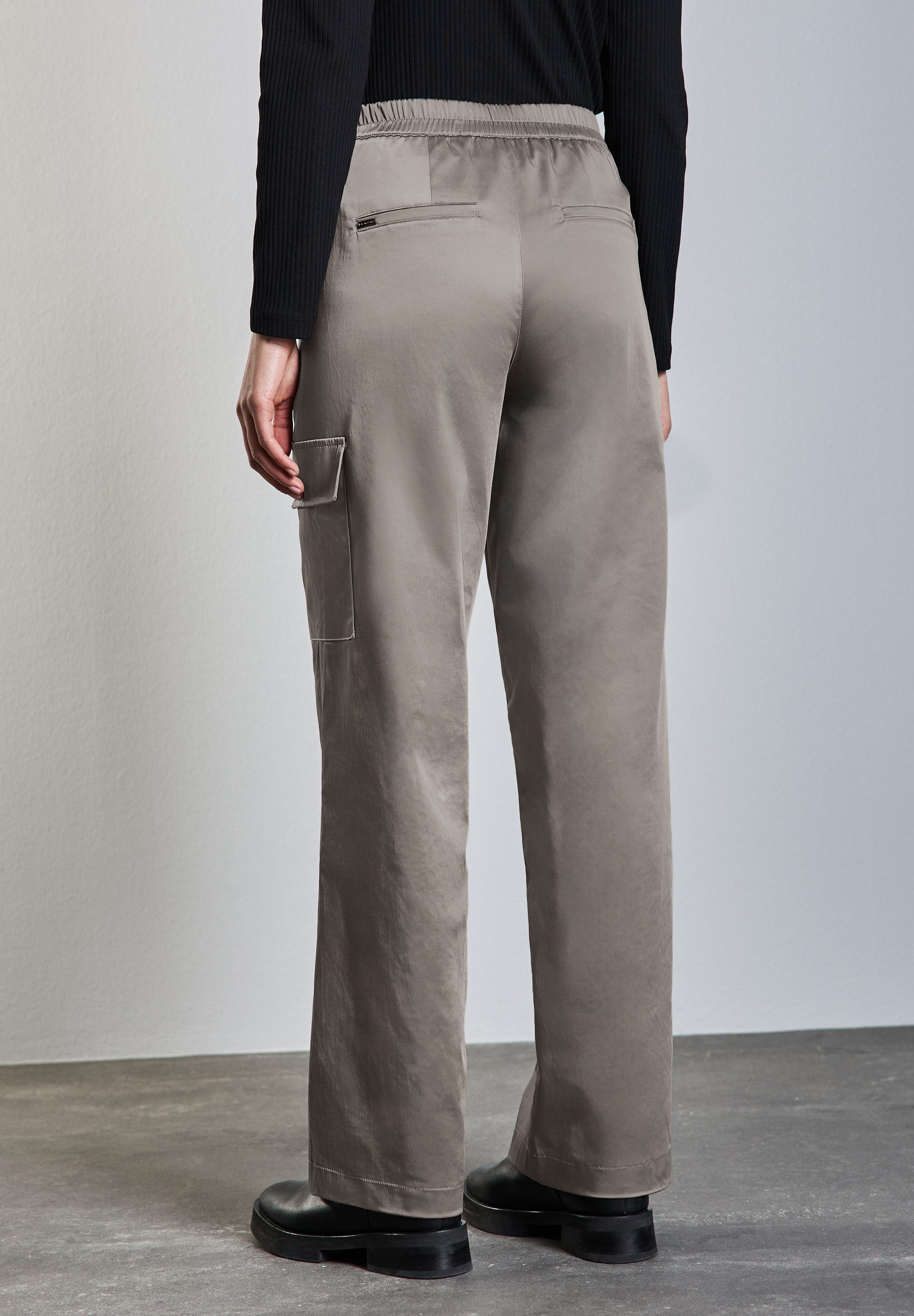 STREET ONE Cargohose in schimmernder Optik günstig online kaufen