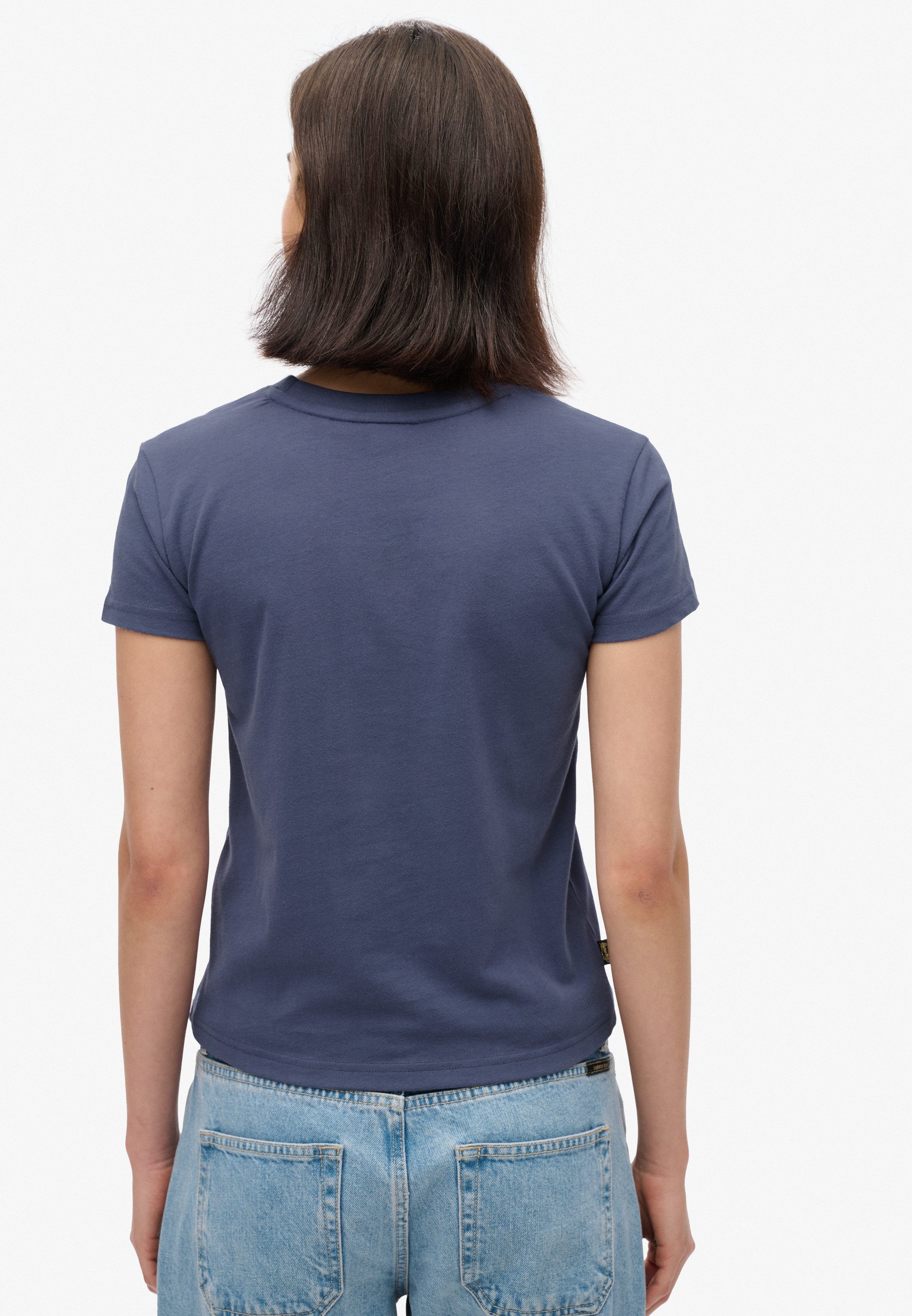 Superdry Kurzarmshirt SU-ESSENTIAL LOGO 90'S T SHIRT angenehmes Tragegefühl durch besonders weiche Haptik