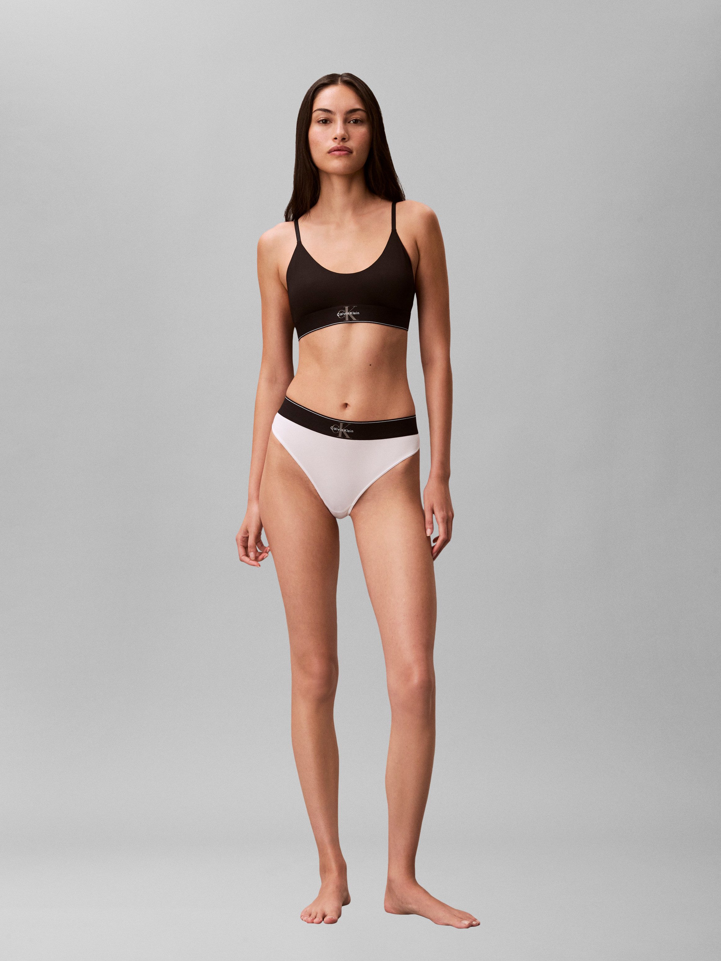Calvin Klein Underwear Bralette UNLINED BRALETTE Körpernahe Passform mit elastischem Bund – Bild 4 von 5
