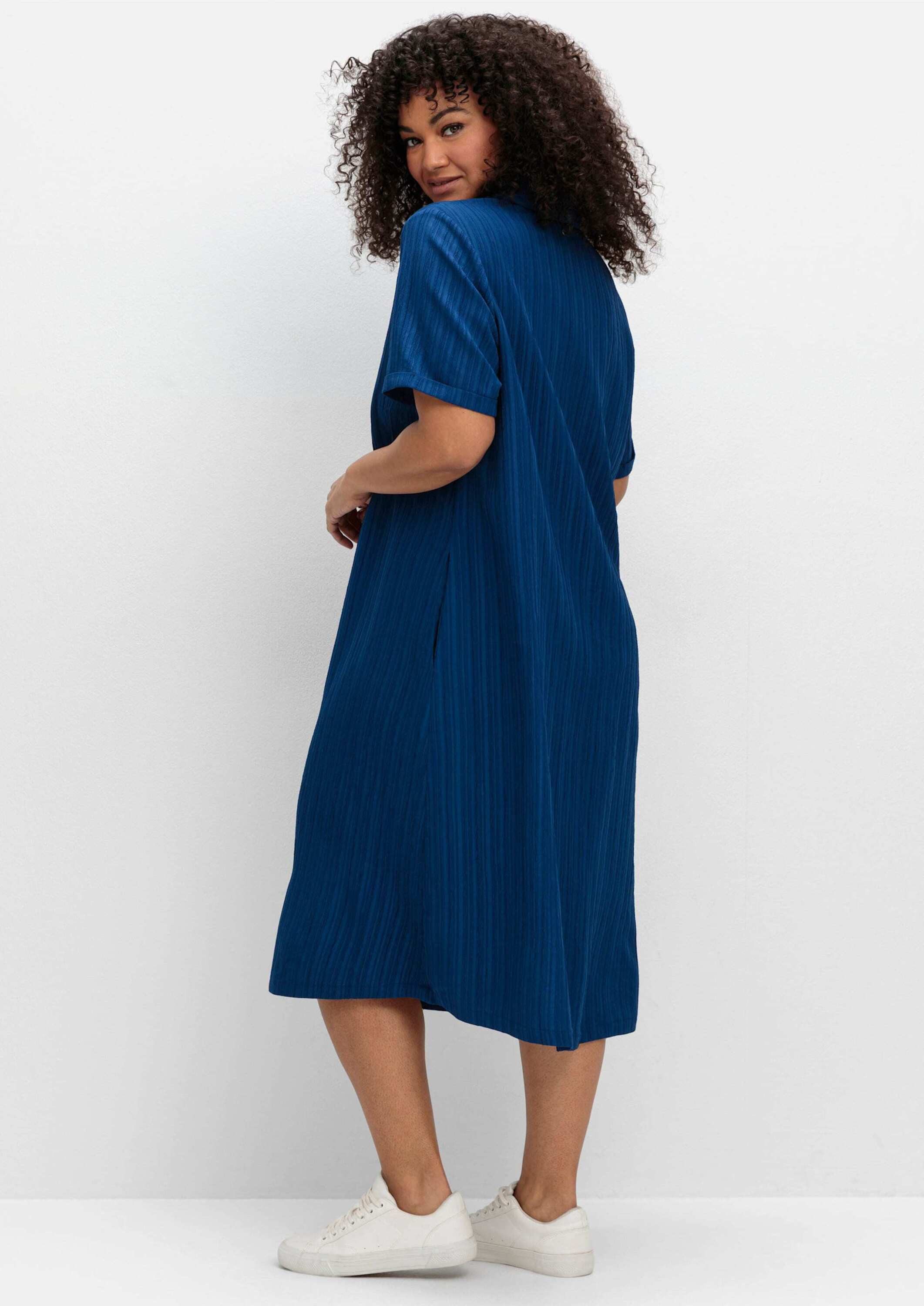 Sheego Etuikleid Blusenkleid Kurzarm mit Polokragen, in Längsstruktur günstig online kaufen