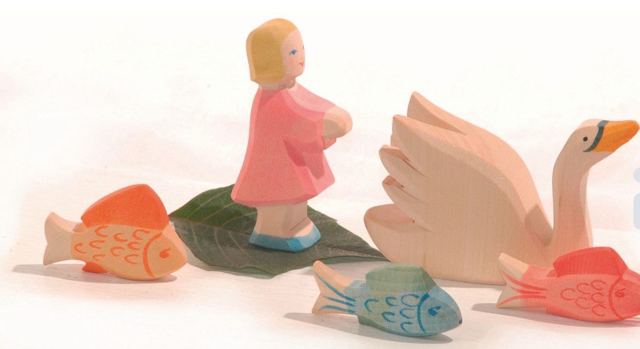 Ostheimer Spielfigur Schwan hoch, Holztier, Spieltier, (Set, 1-tlg., 1), Made in Germany