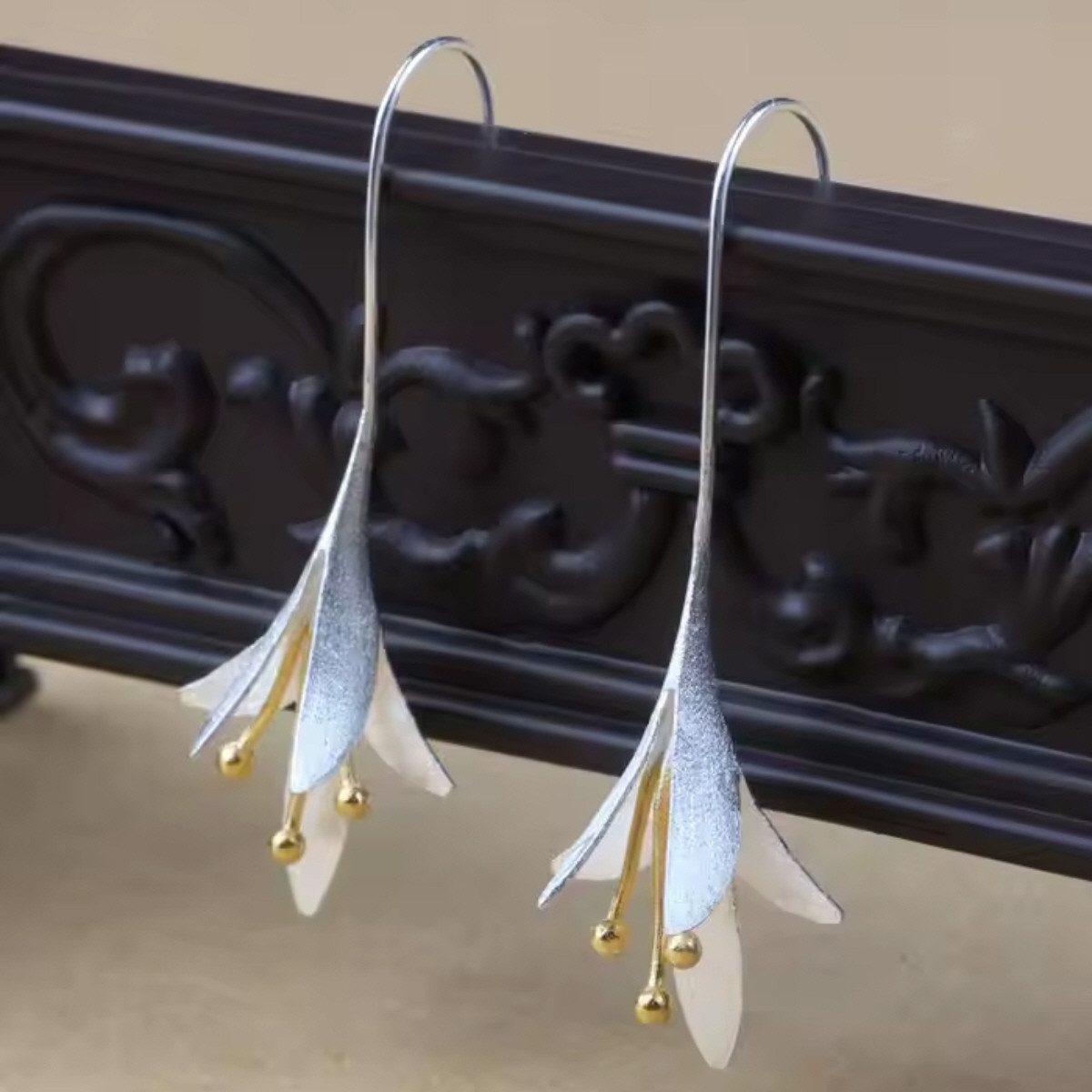 ELLAWIL Paar Ohrhaken Ohrschmuck Damenohrringe Ohrhaken Ohrringe Blume Tropfen (GESCHENKIDEE, Sterling Silber 925), inklusive Geschenkschachtel