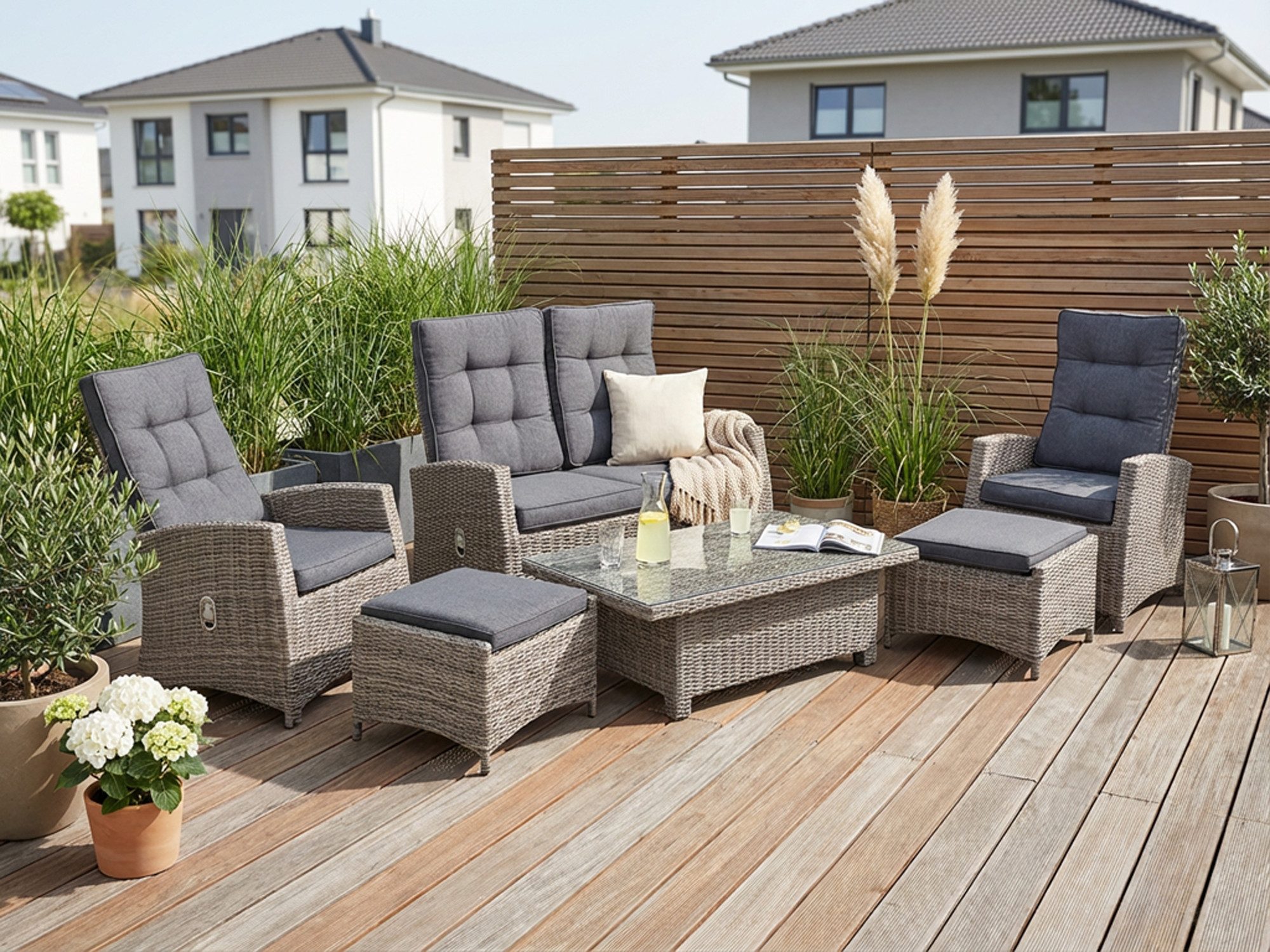 KONIFERA Gartenlounge-Set Monaco, (Set, 16-tlg., 2x Sessel, 1x2er Sofa, 2x Hocker, 1x Tisch 120x70x43,5-66,5 cm), höhenverstellbarer Tisch, inkl. Auflagen, Grau, Aluminium, Polyrattan