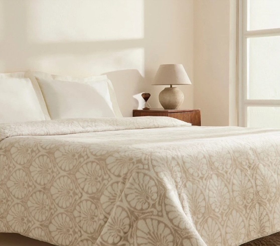 Wohndecke Wohndecke Muiusa in Beige mit Muster aus Biobaumwolle Mix, Sandiik, weich zart wärmend