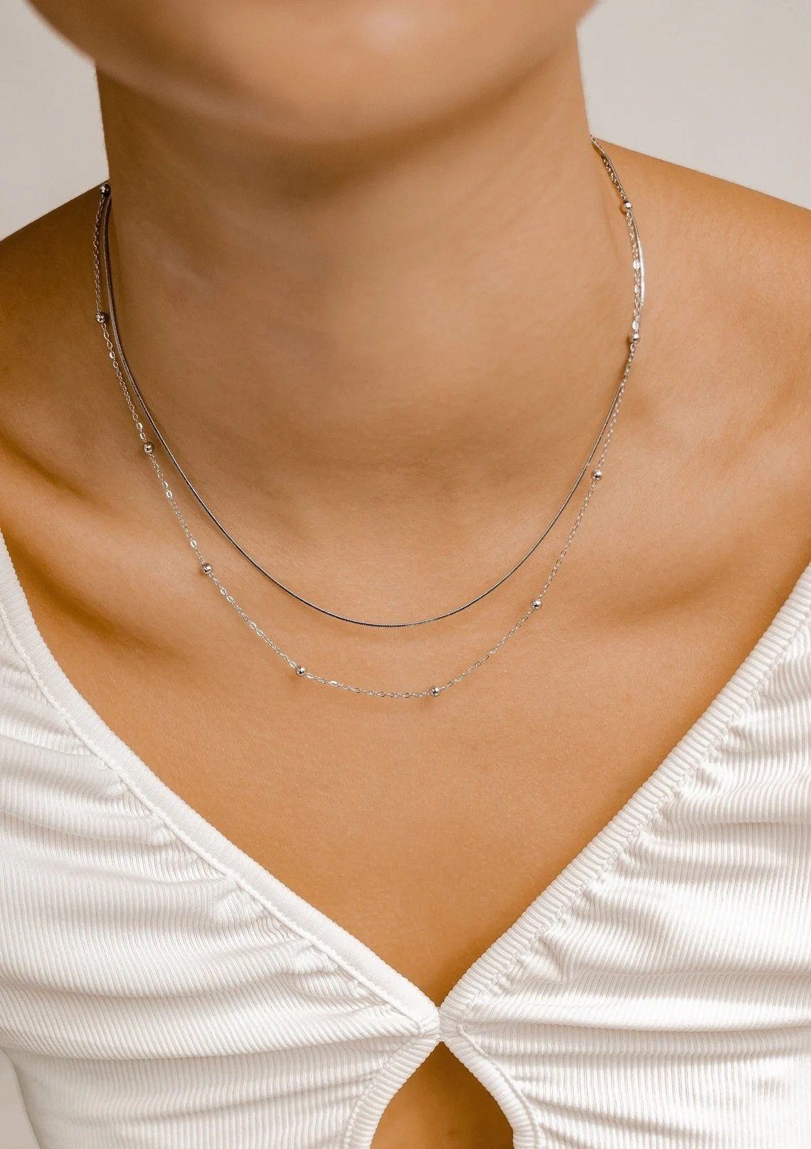 Hey Happiness Edelstahlkette Layer Collier Kugeln, wasserfest, Elegante Zweireihige Damen Halskette, 18K vergoldet