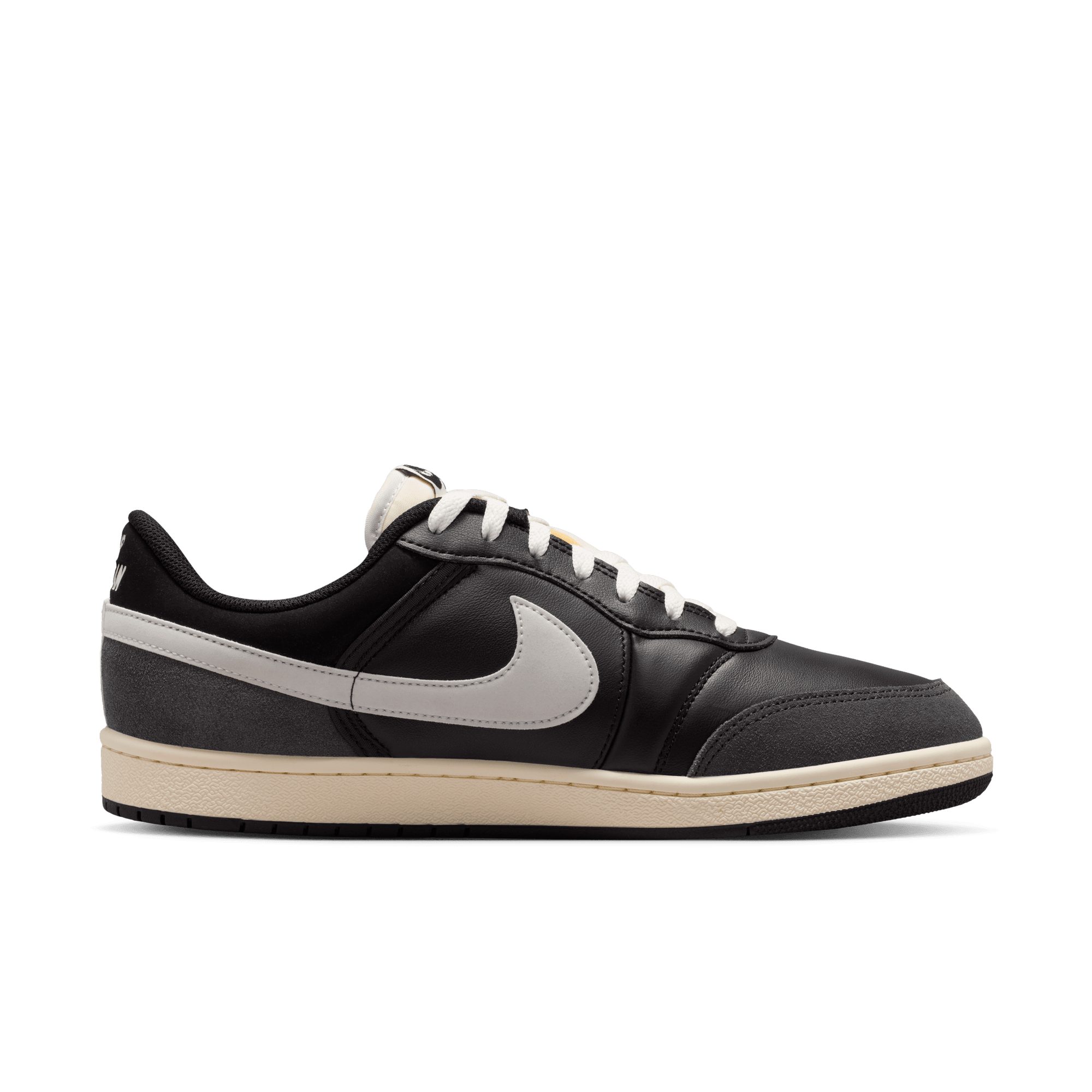 Jordan Air Jordan Skyline Low LE Sneaker