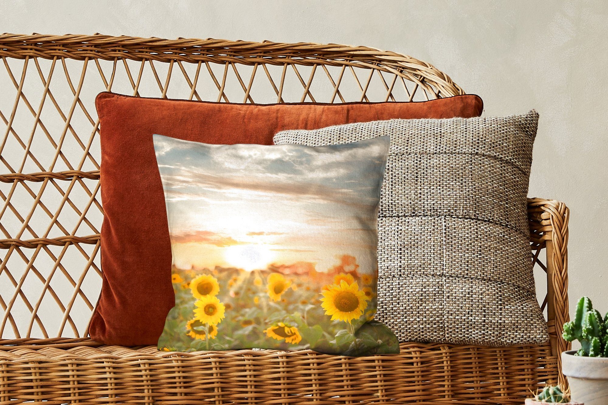 Wohzimmer, MuchoWow Deko, Blumen, Zierkissen Dekokissen - Sonne Sofakissen Schlafzimmer, - mit Sonnenblume für Füllung