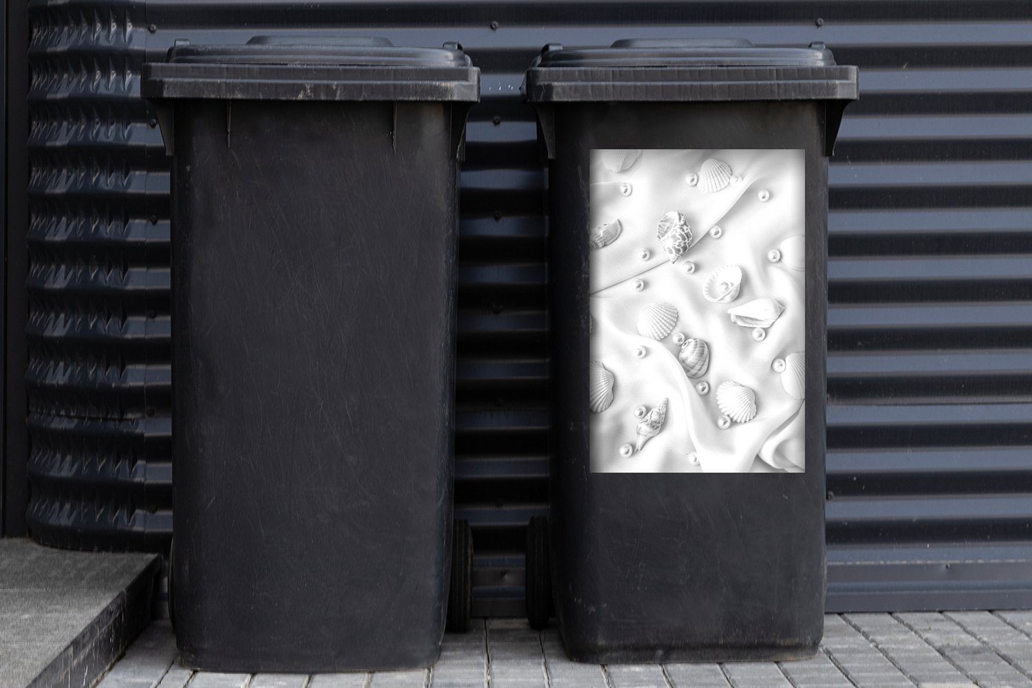 Muscheln Sticker, Mülltonne, St), schwarz Decke auf Wandsticker MuchoWow einer Perlen weiß Abfalbehälter und Mülleimer-aufkleber, (1 - und Container,
