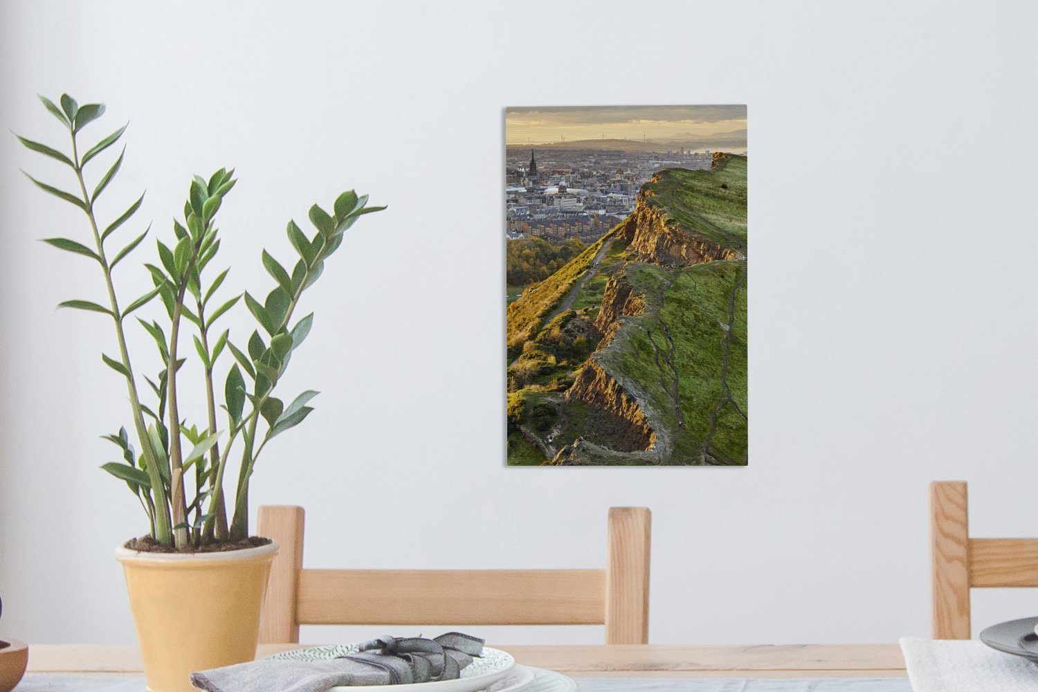 OneMillionCanvasses® Leinwandbild Klippe fertig bespannt Bauwerke Leinwandbild cm - Zackenaufhänger, (1 20x30 - Edinburgh, inkl. St), - Gemälde, Schottland