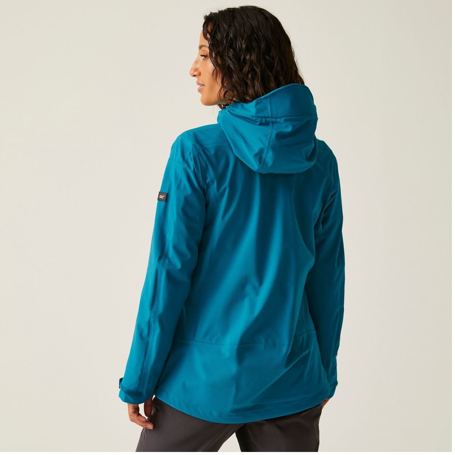 Regatta Outdoorjacke Okara Wasserabweisende Outdoorjacke mit Unterarmbelüftung