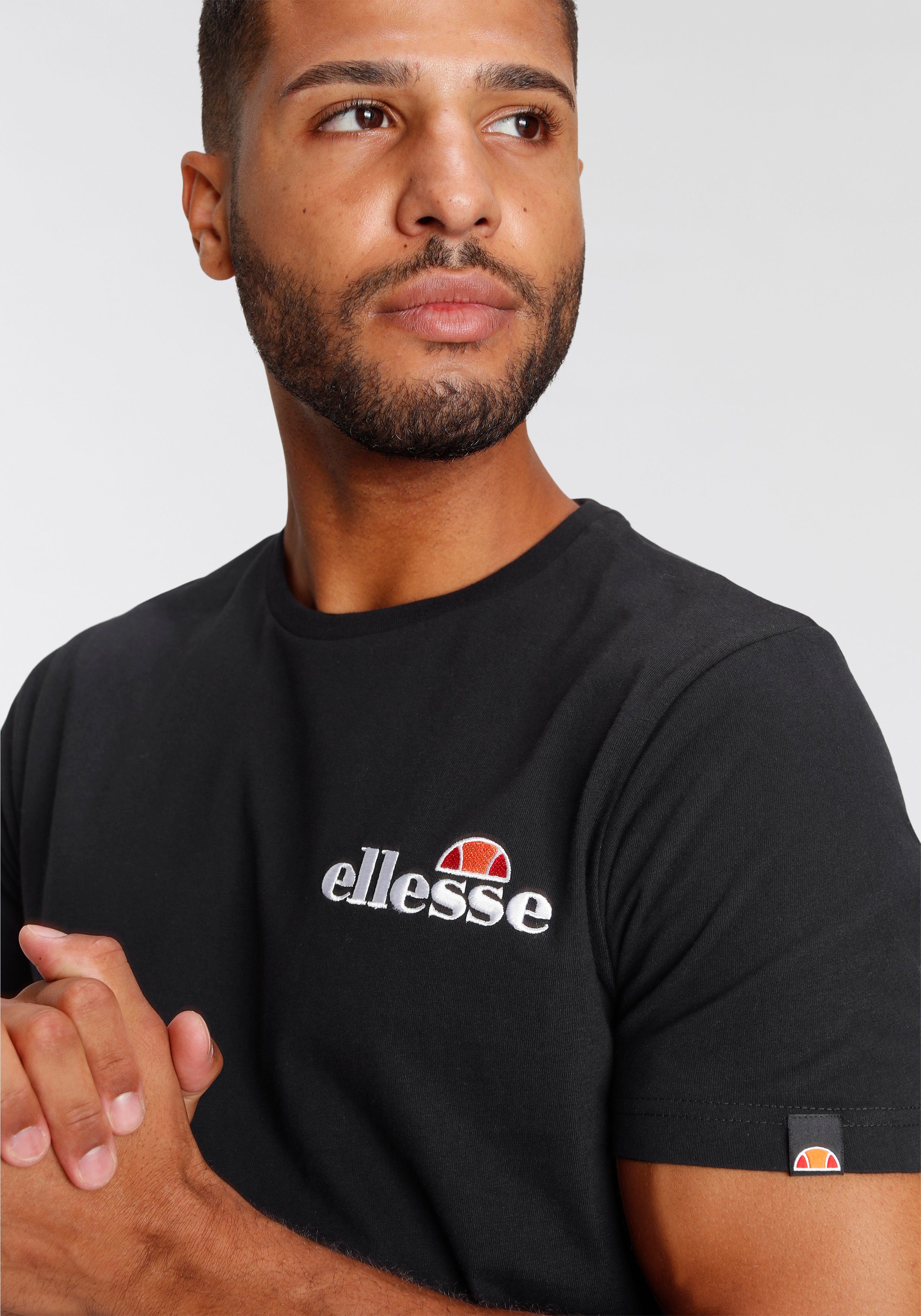 Ellesse T-Shirt Voodoo Tee Kurzarm-Design, mit Rundhalsausschnitt, aus Baumwolle