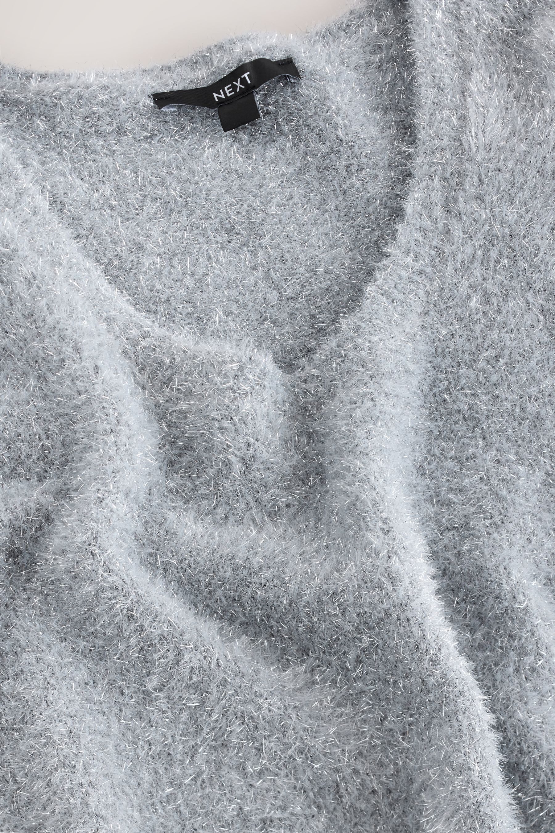 Next Strickpullover Funkelndes T-Shirt mit U-Ausschnitt (1-tlg)