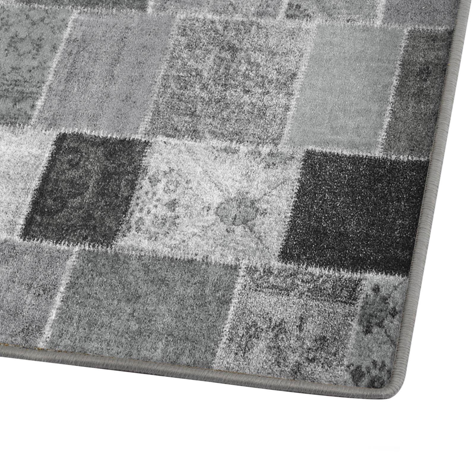 Kubus Teppich, rutschhemmend. € 12,99