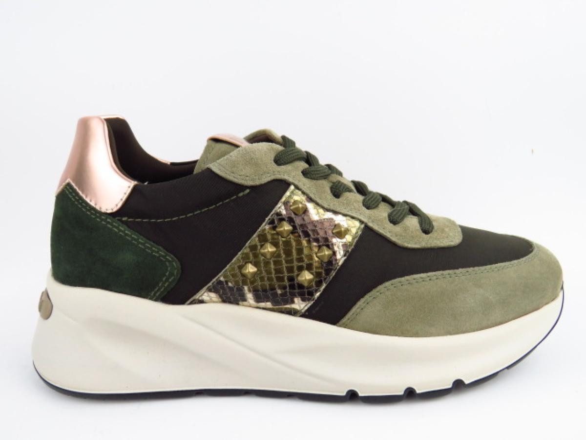 Velour Sneaker