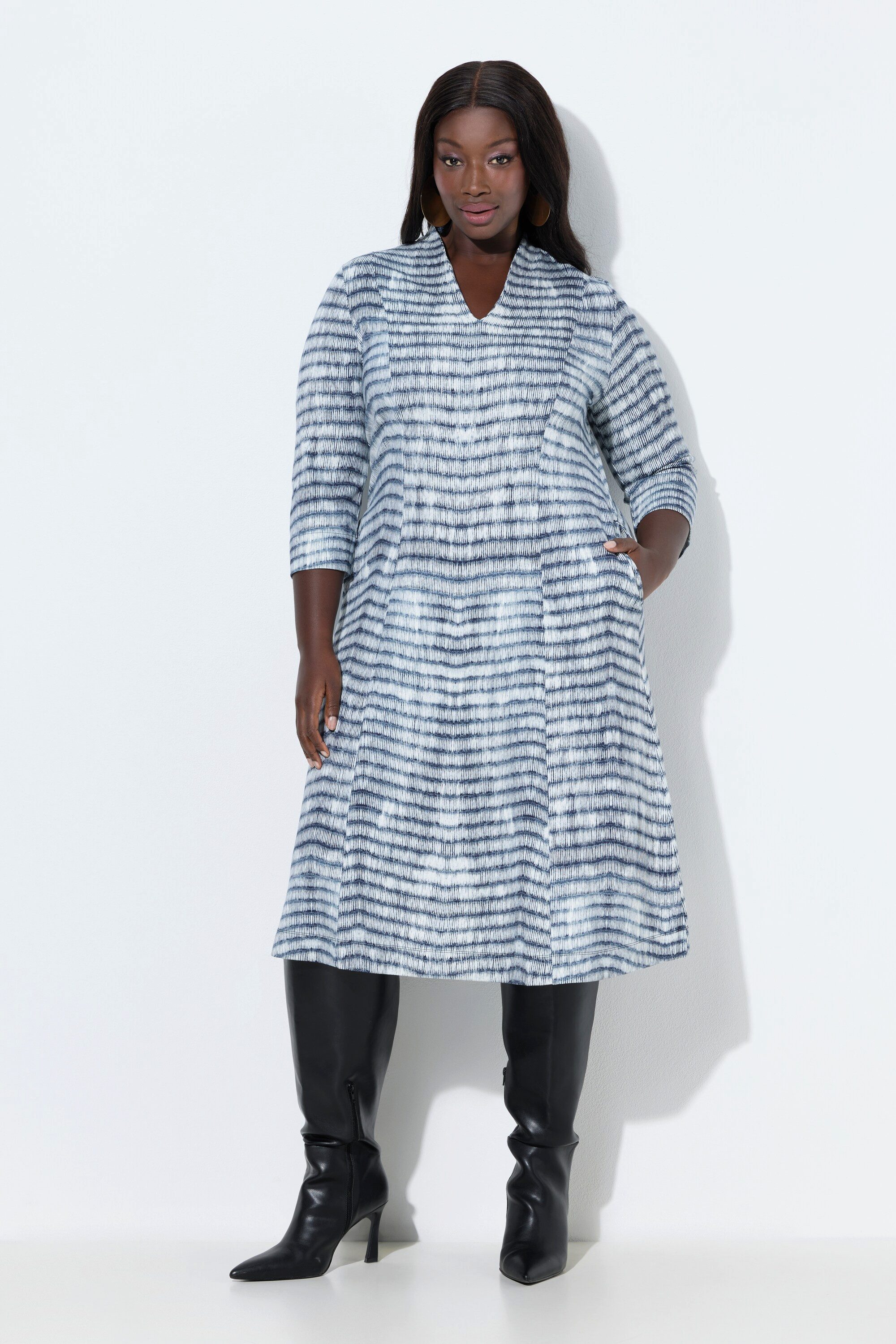 Ulla Popken Midikleid Punto-Midikleid A-Linie Kelchkragen 3/4-Arm