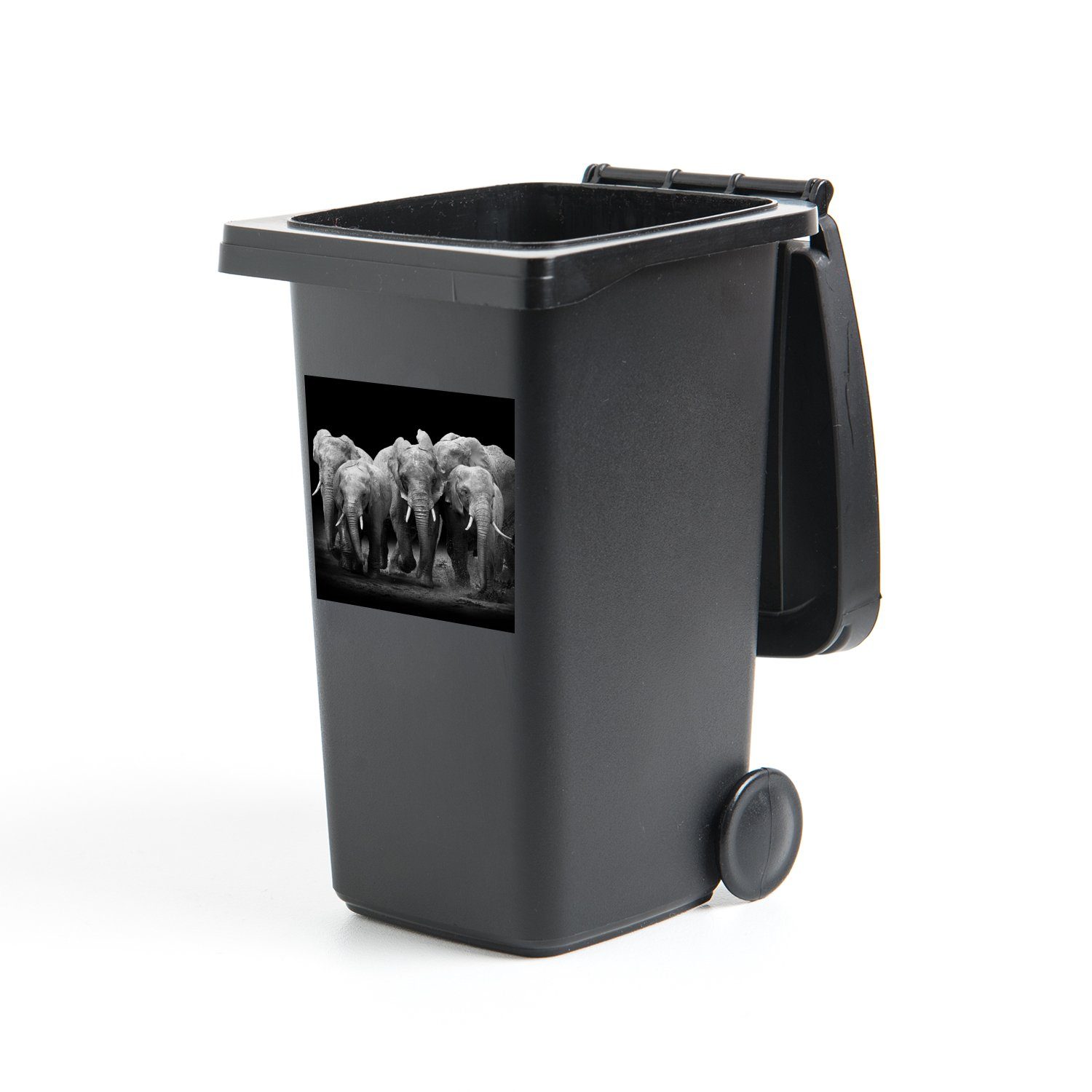 MuchoWow Wandsticker Elefant - Schwarz - Weiß - Tiere (1 St), Mülleimer-aufkleber, Mülltonne, Sticker, Container, Abfalbehälter