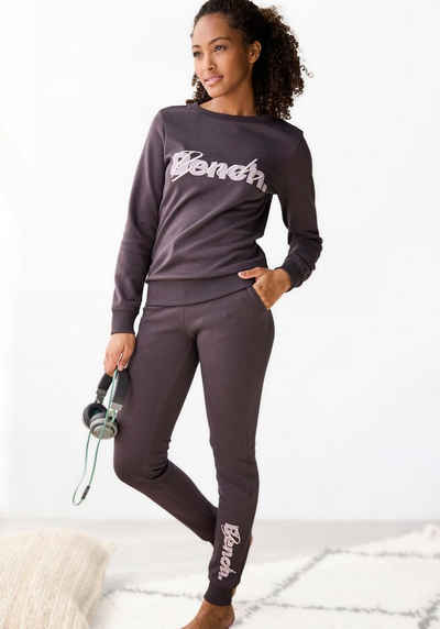 Bench. Loungewear Sweatpants mit Logodruck und Stickerei, Loungewear