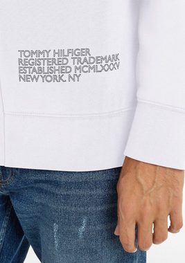 Tommy Hilfiger Sweatjacke BADGED GRAPHIC CARDIGAN mit aufgedrucktem TH-Schriftzug