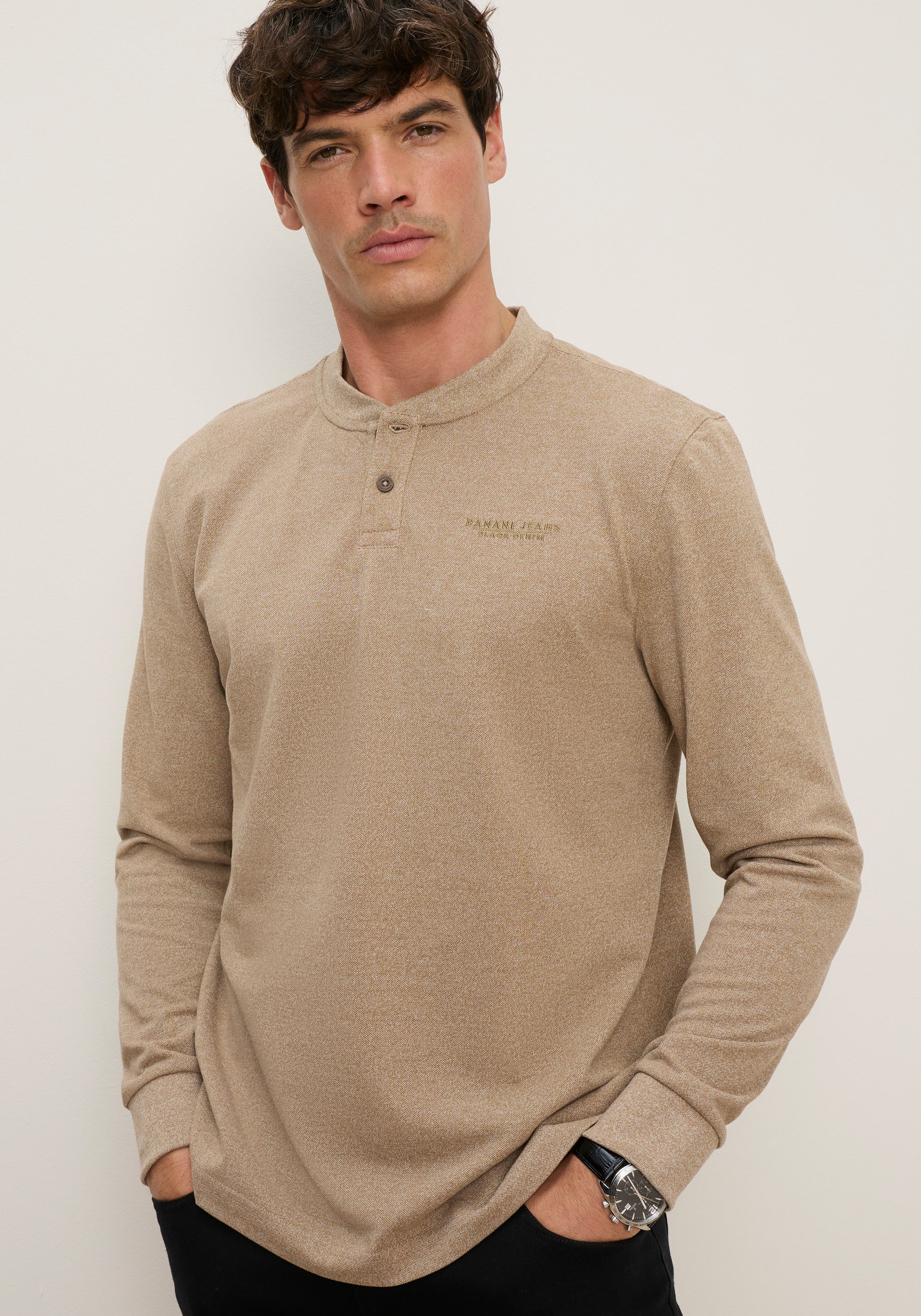 Bruno Banani Henleyshirt mit Langarm, aus Single Jersey, melierte Optik